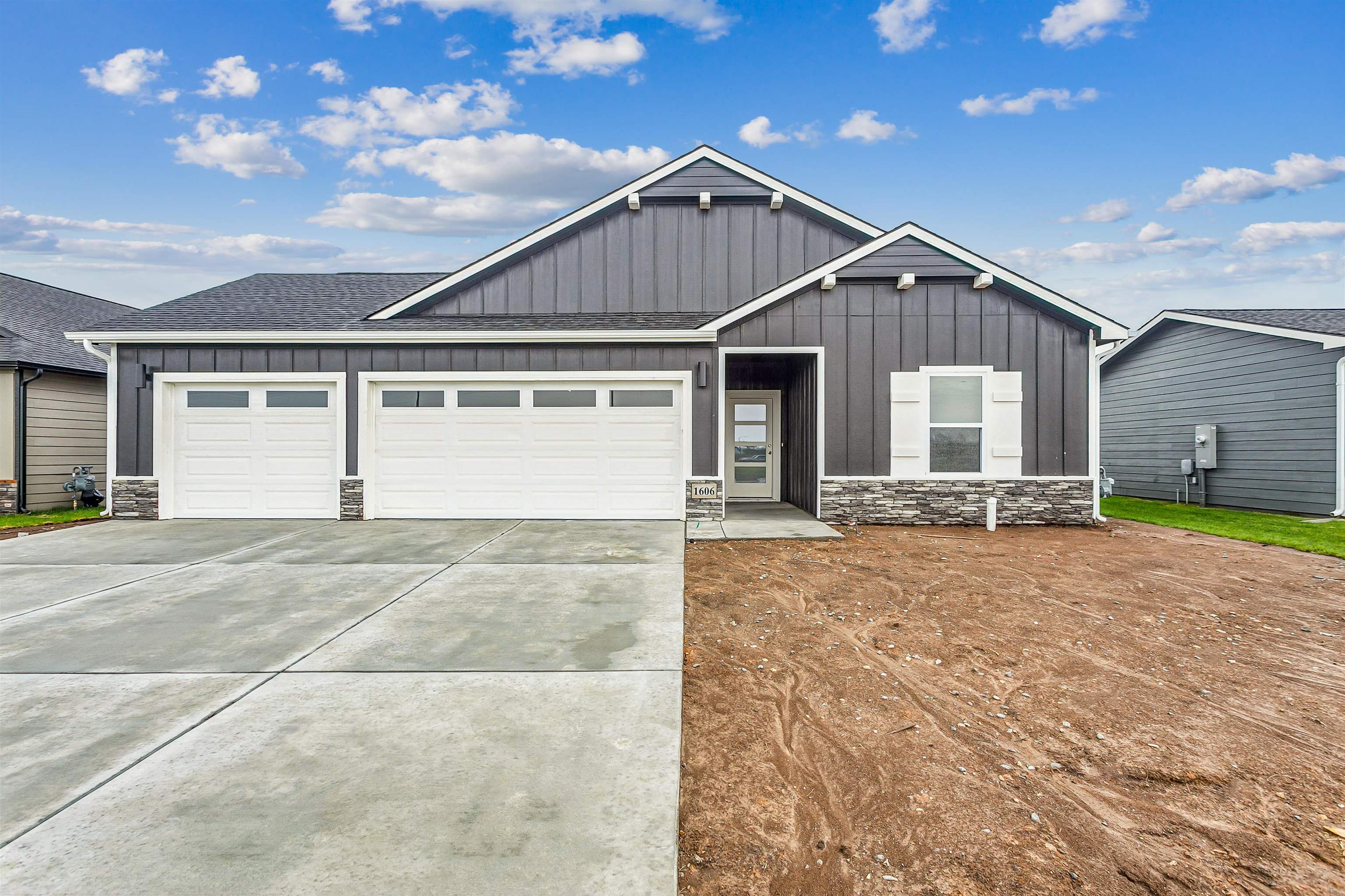 1606 N Topaz Lane Mulvane KS 67110