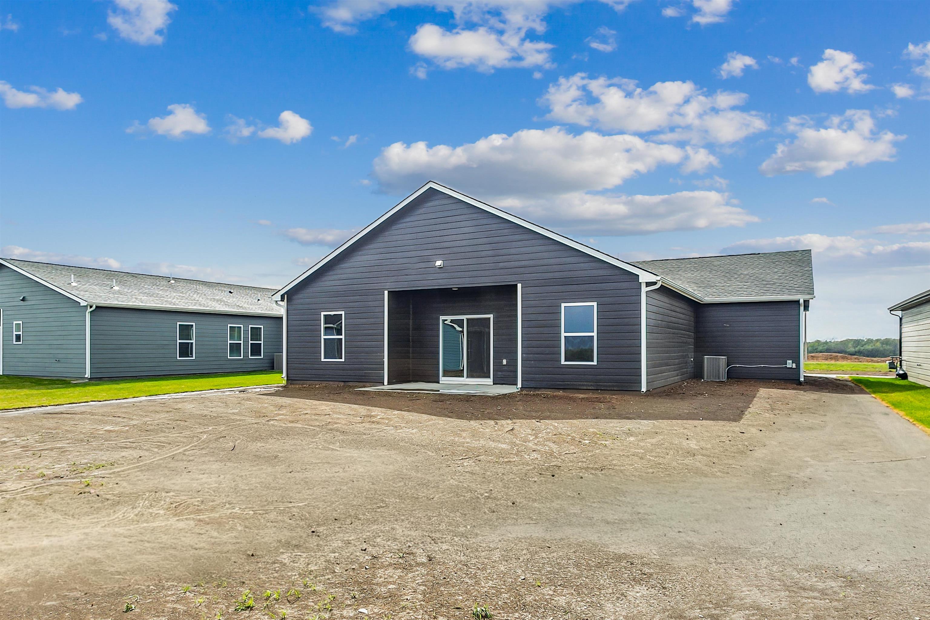 1606 N Topaz Lane Mulvane KS 67110