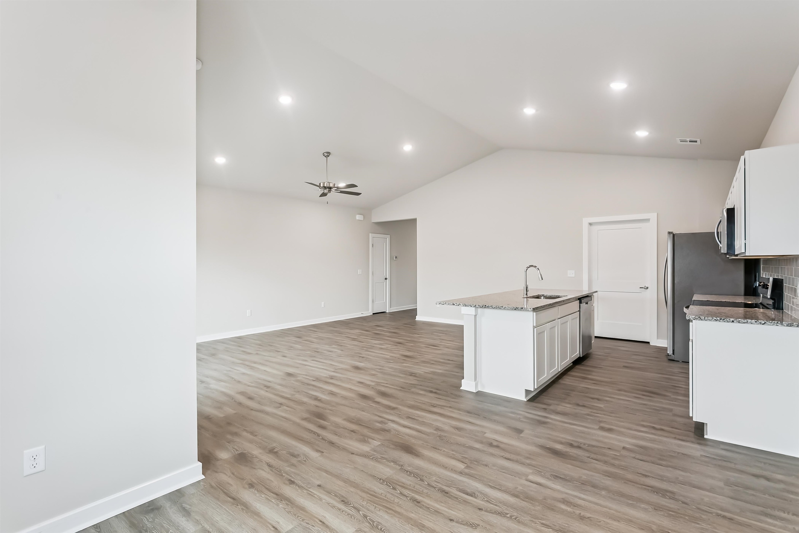 1606 N Topaz Lane Mulvane KS 67110