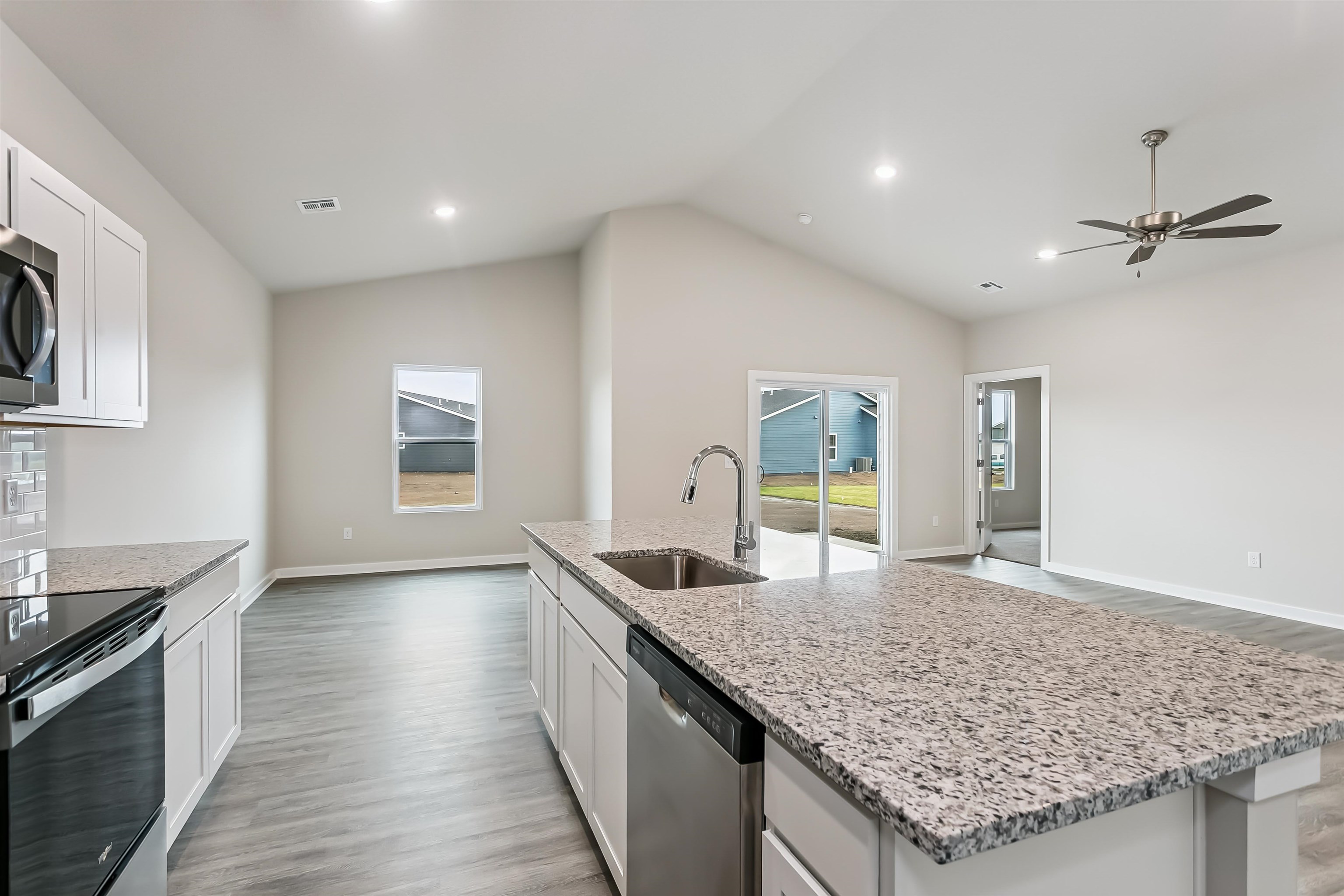 1606 N Topaz Lane Mulvane KS 67110