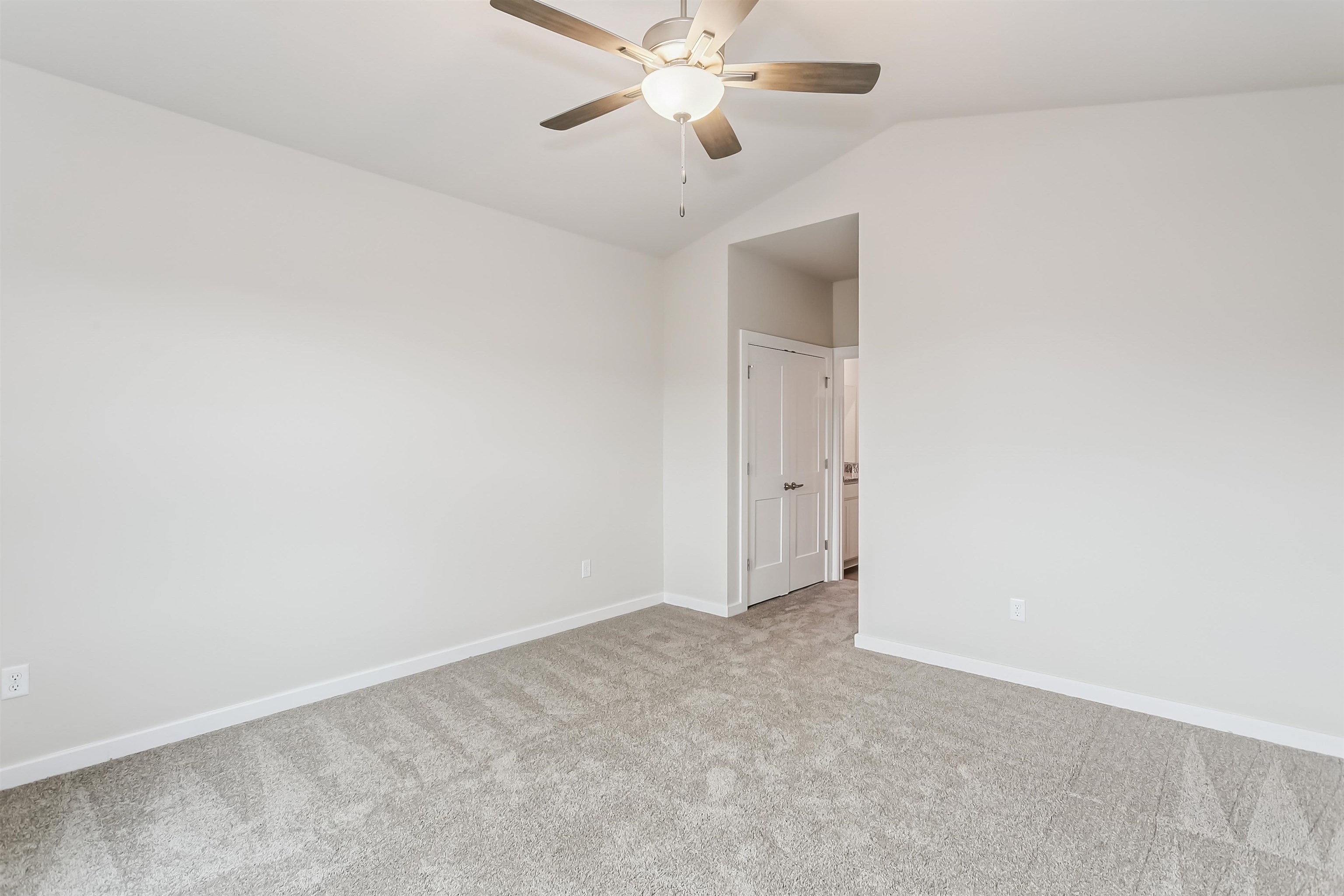 1606 N Topaz Lane Mulvane KS 67110