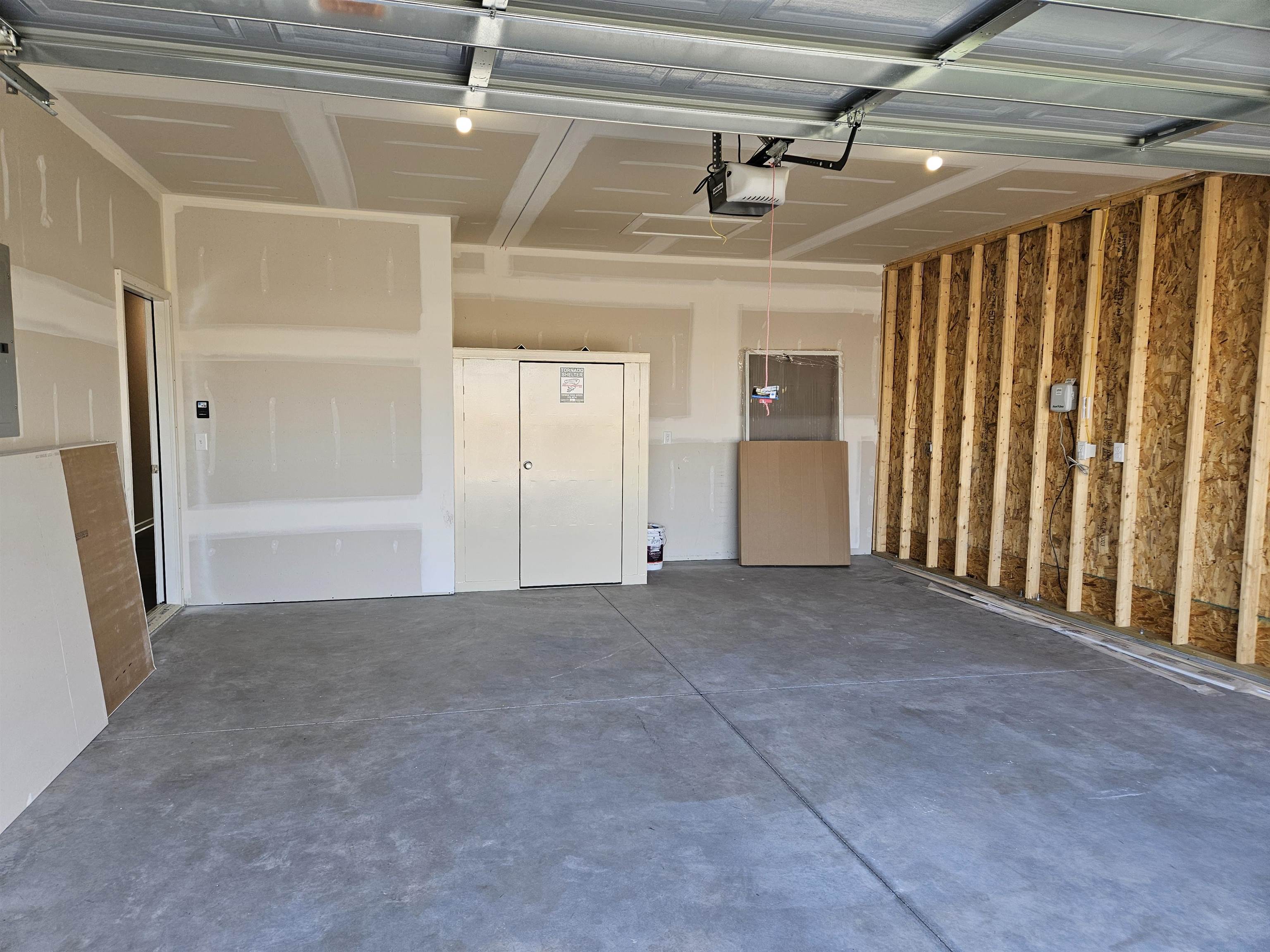 948 N Forestview Street Wichita KS 67235