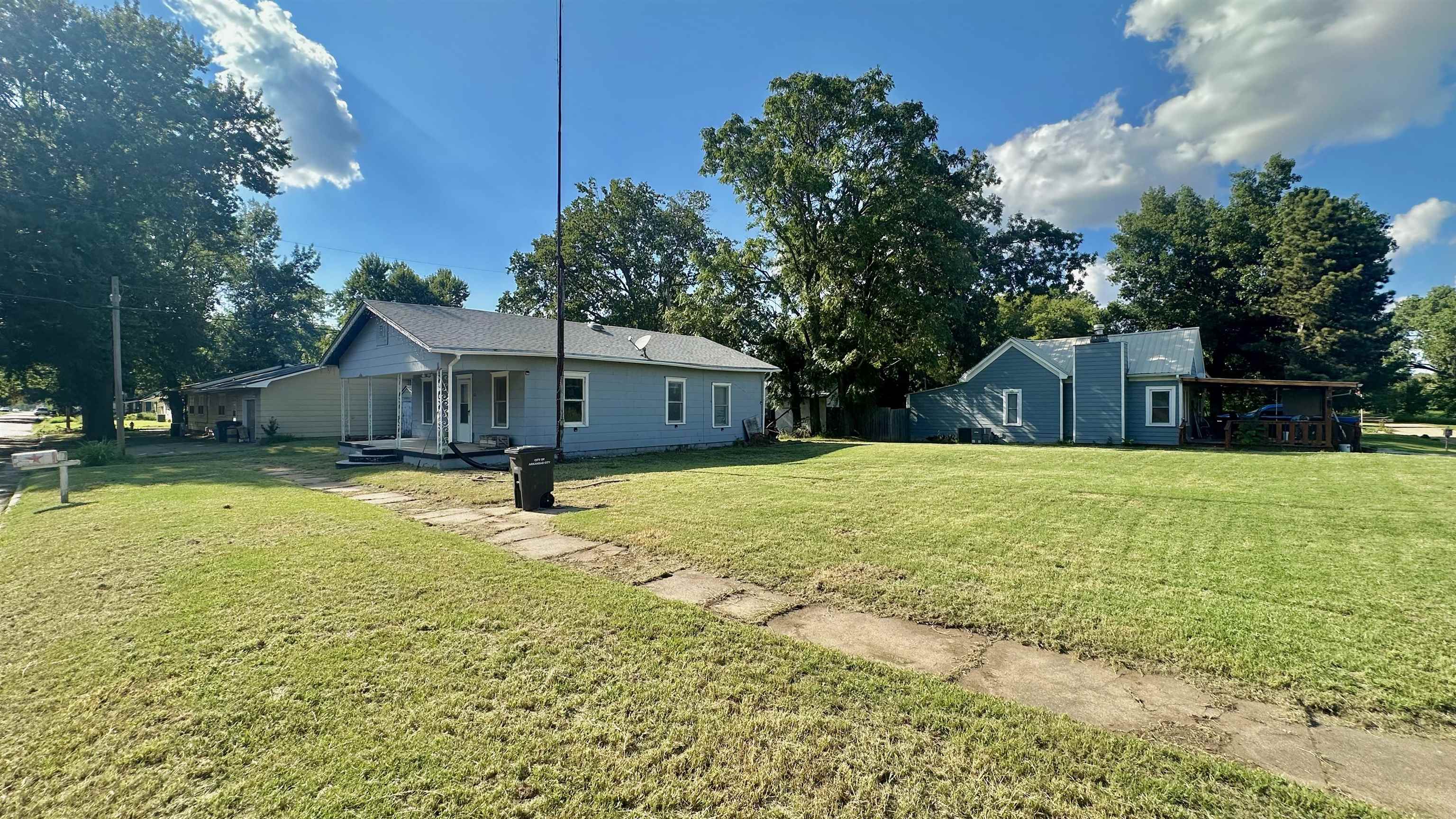 410 E Taylor Avenue Arkansas City KS 67005