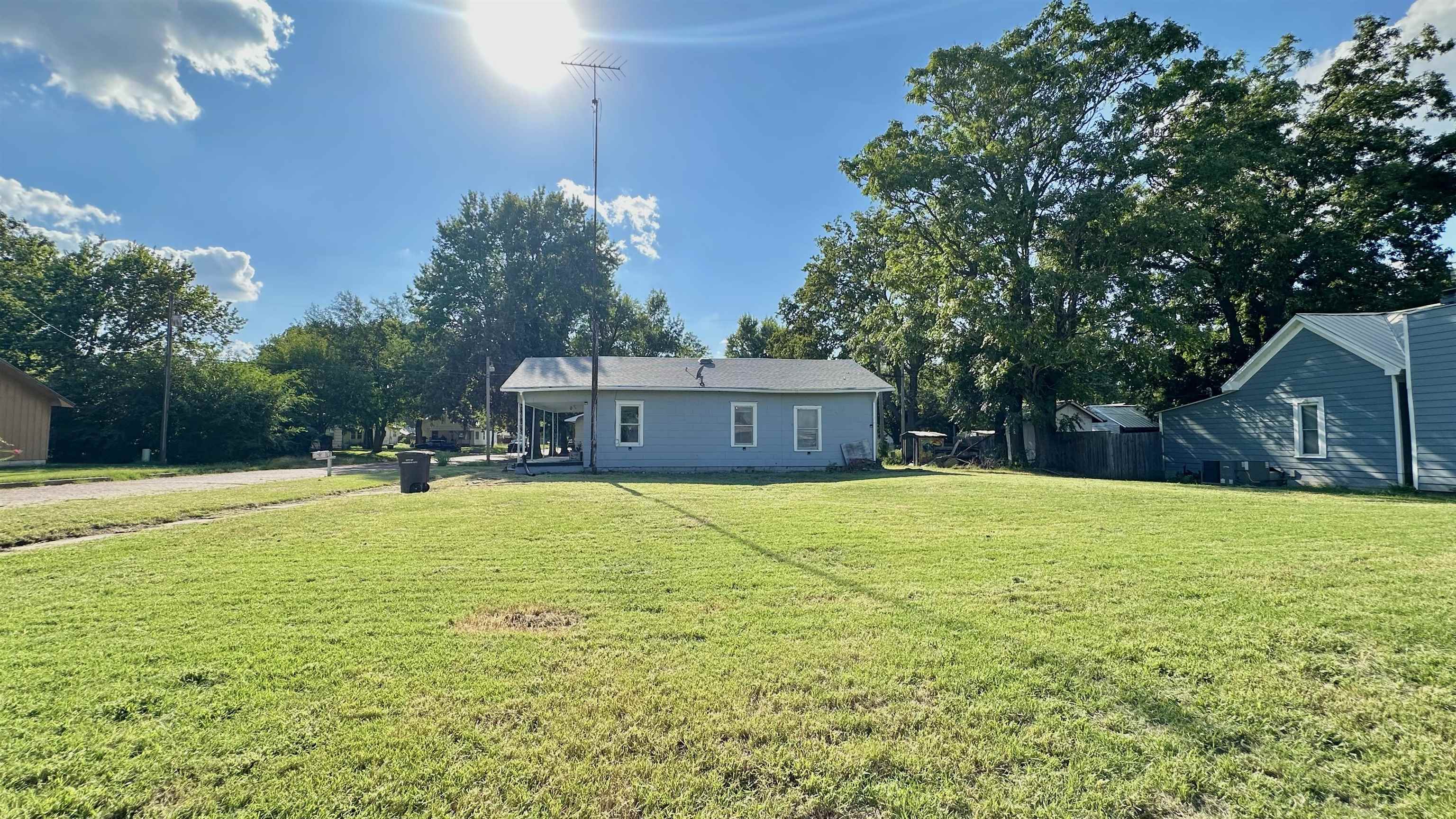 410 E Taylor Avenue Arkansas City KS 67005
