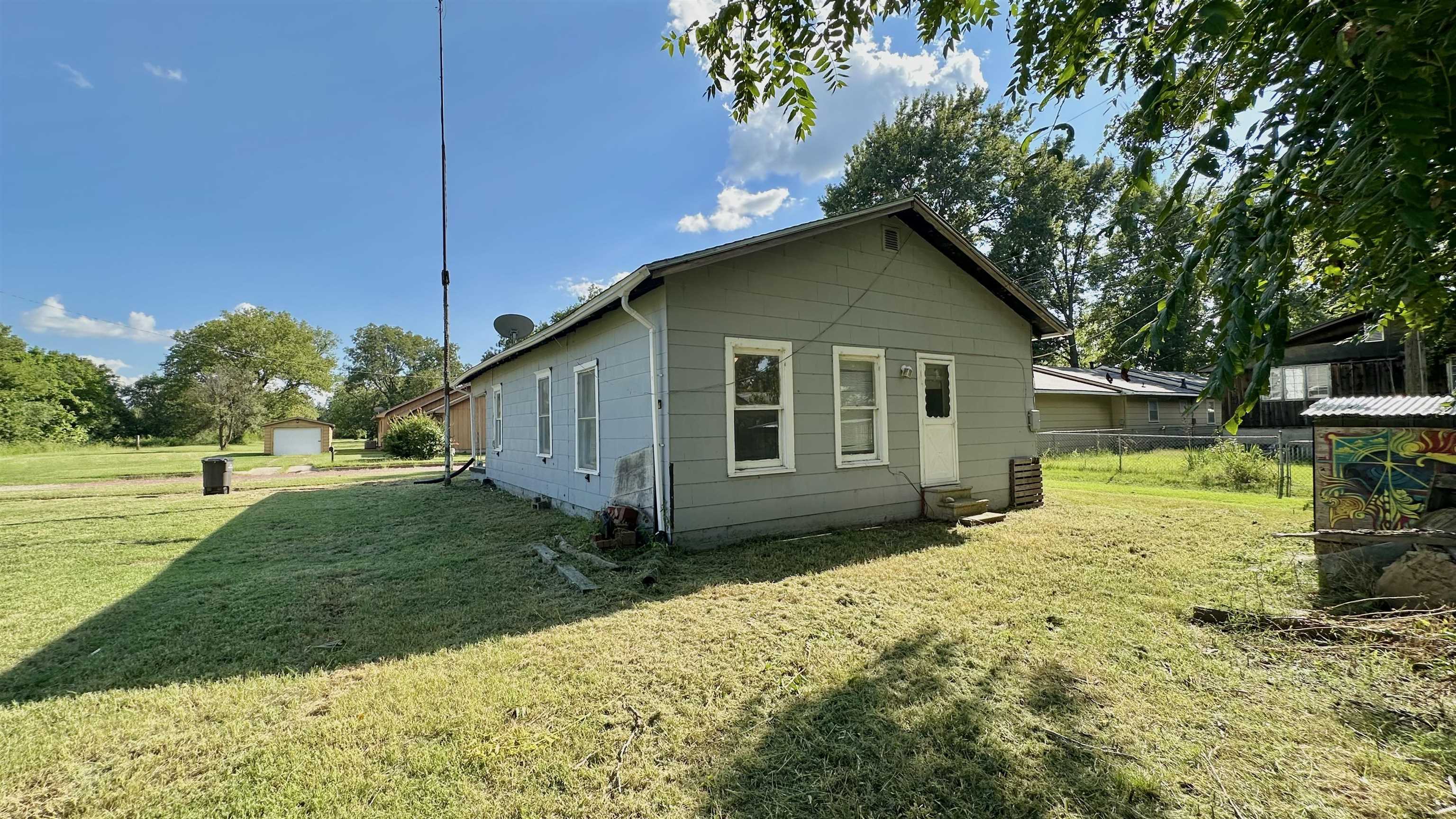 410 E Taylor Avenue Arkansas City KS 67005