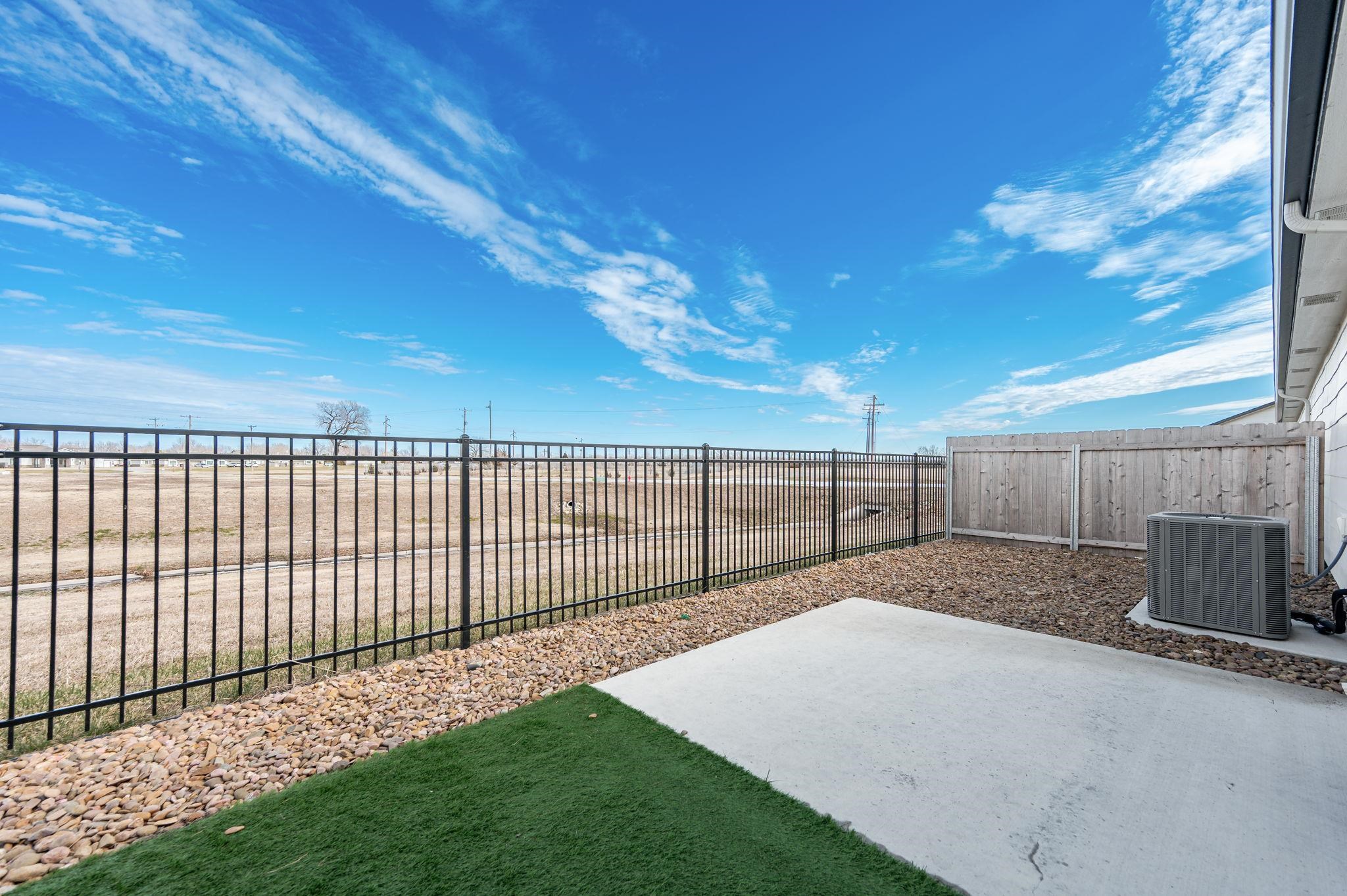 490 E Harper Street Valley Center KS 67147-8948