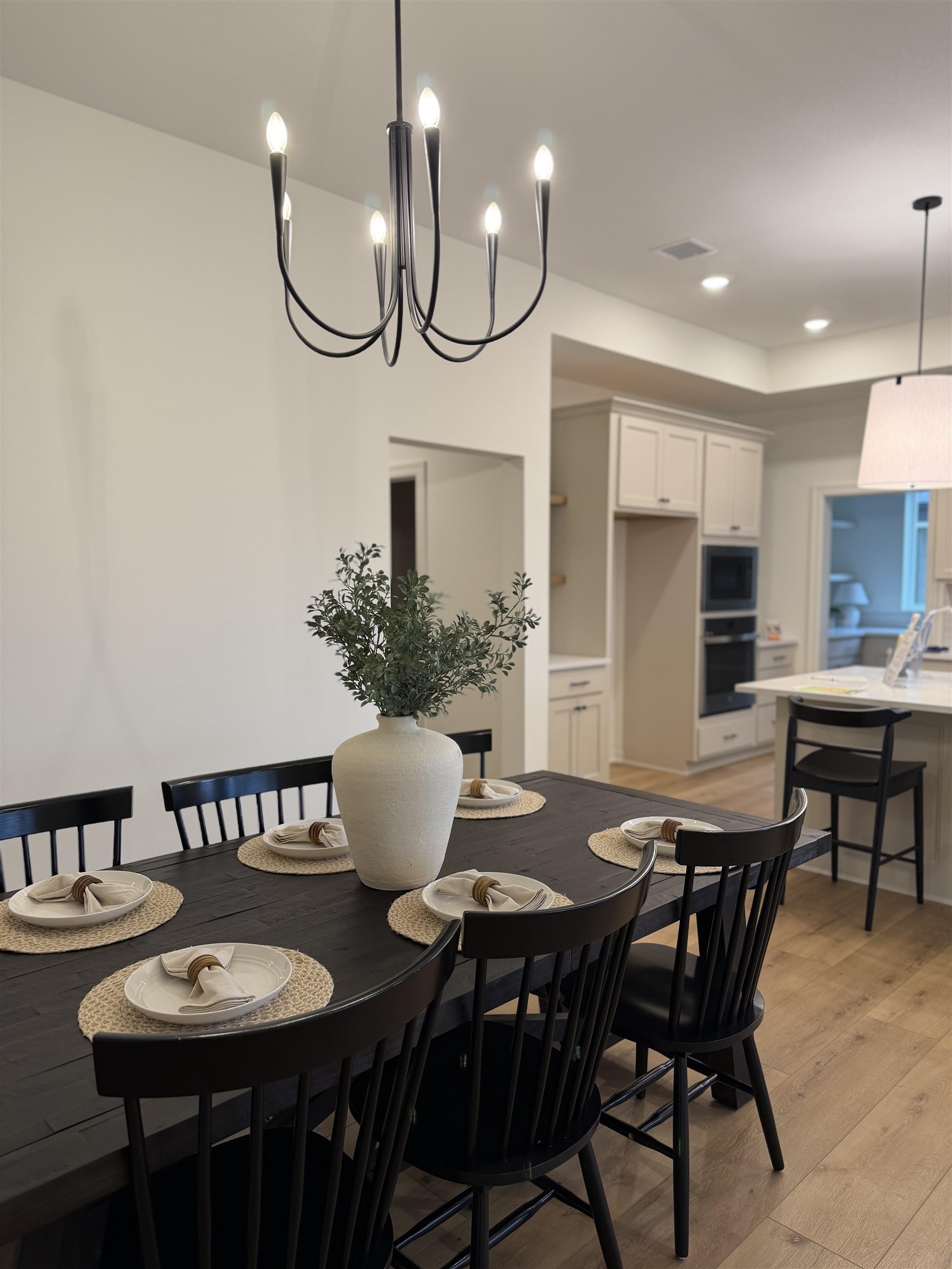 1630 N Forestview Street Wichita KS 67235