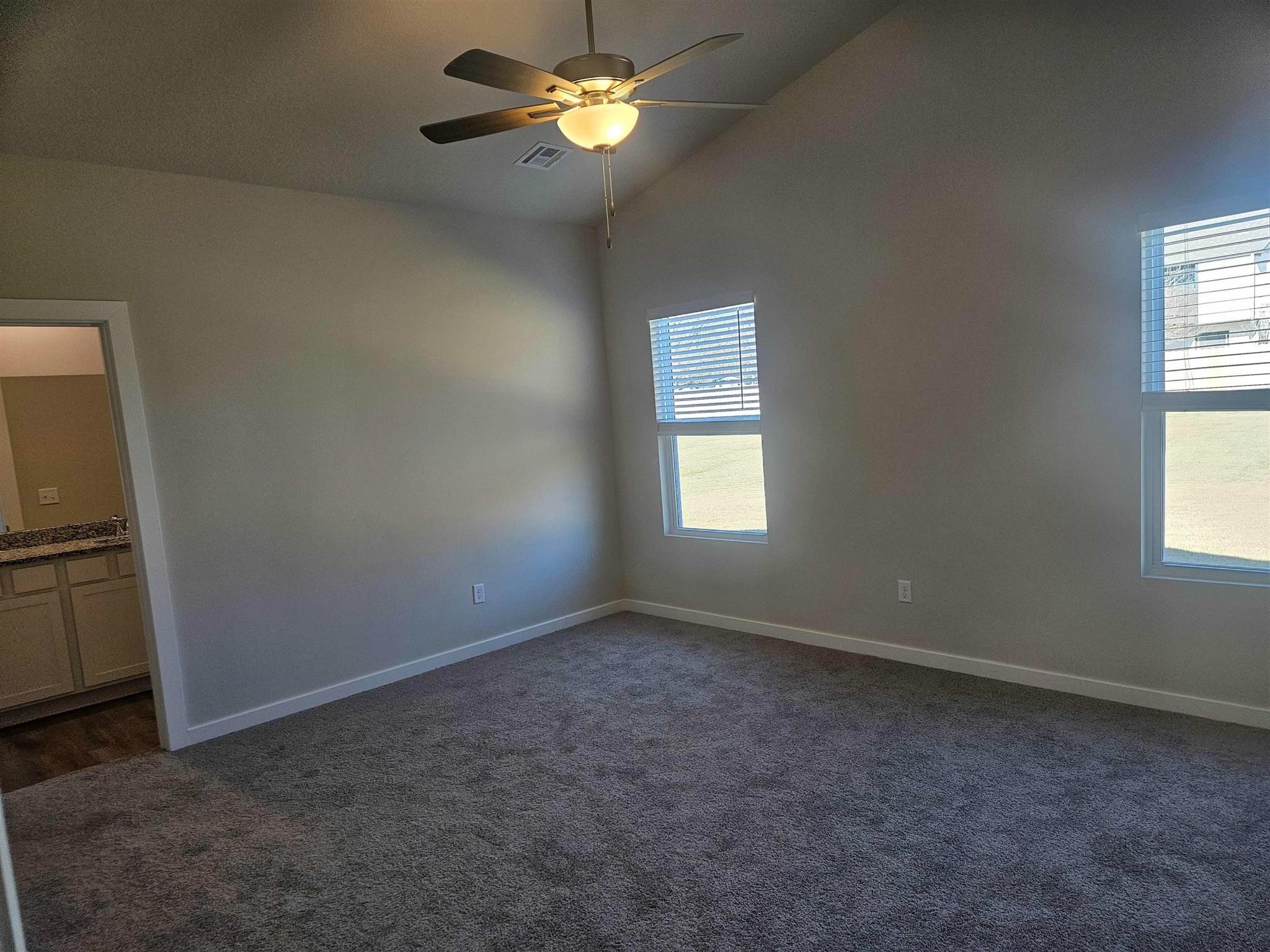 960 N Forestview Street Wichita KS 67235