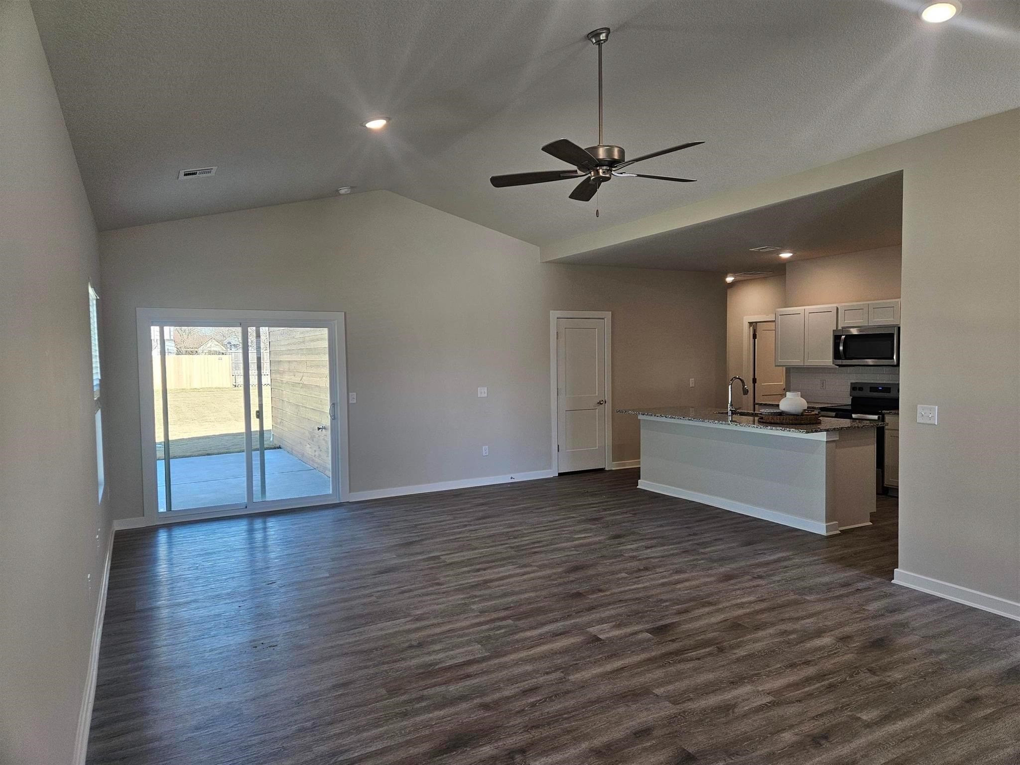 960 N Forestview Street Wichita KS 67235