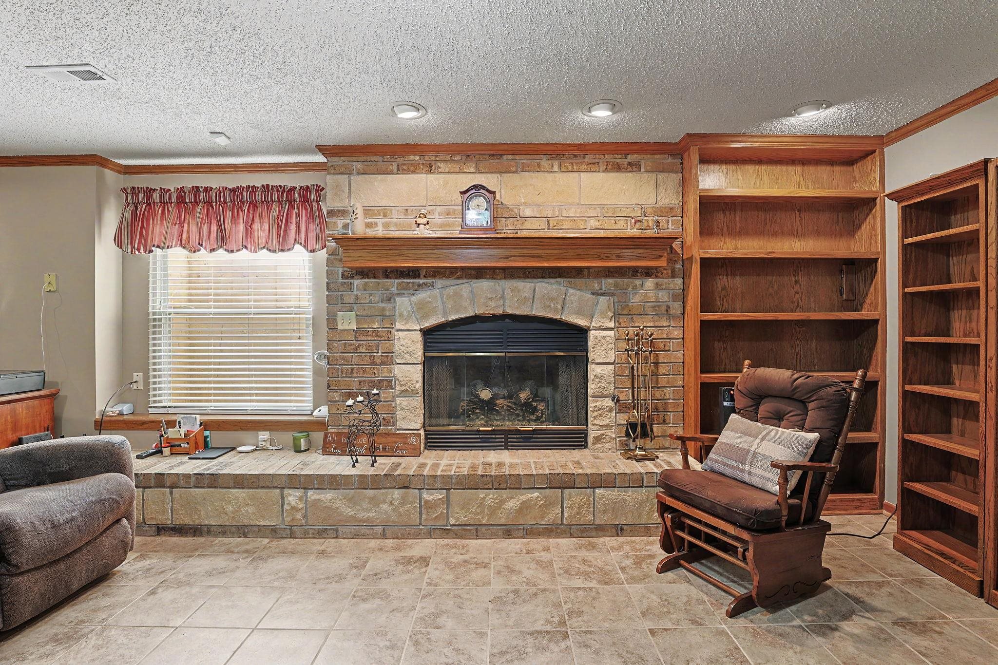 1129 N Manchester Court Wichita KS 67212