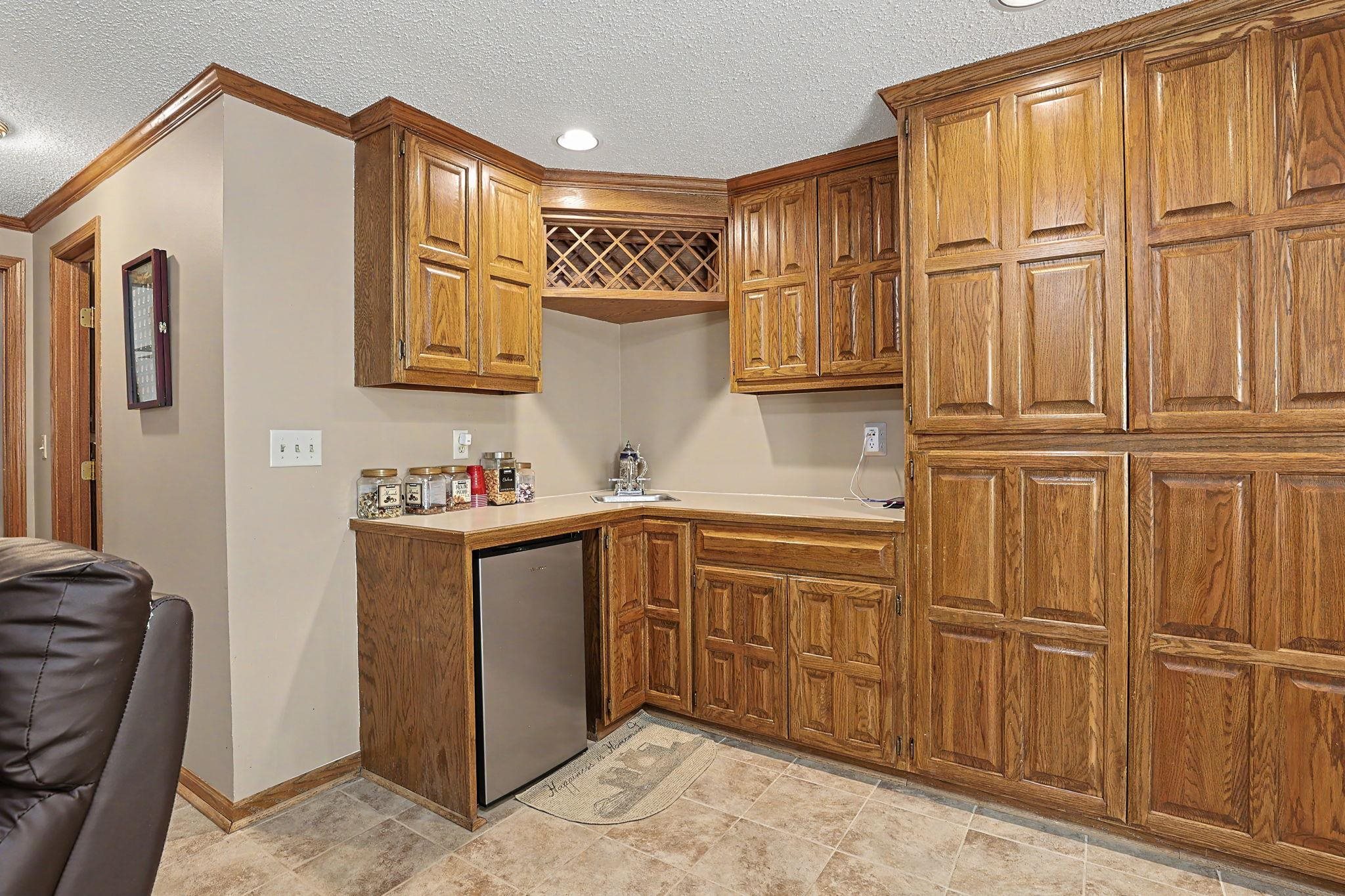 1129 N Manchester Court Wichita KS 67212