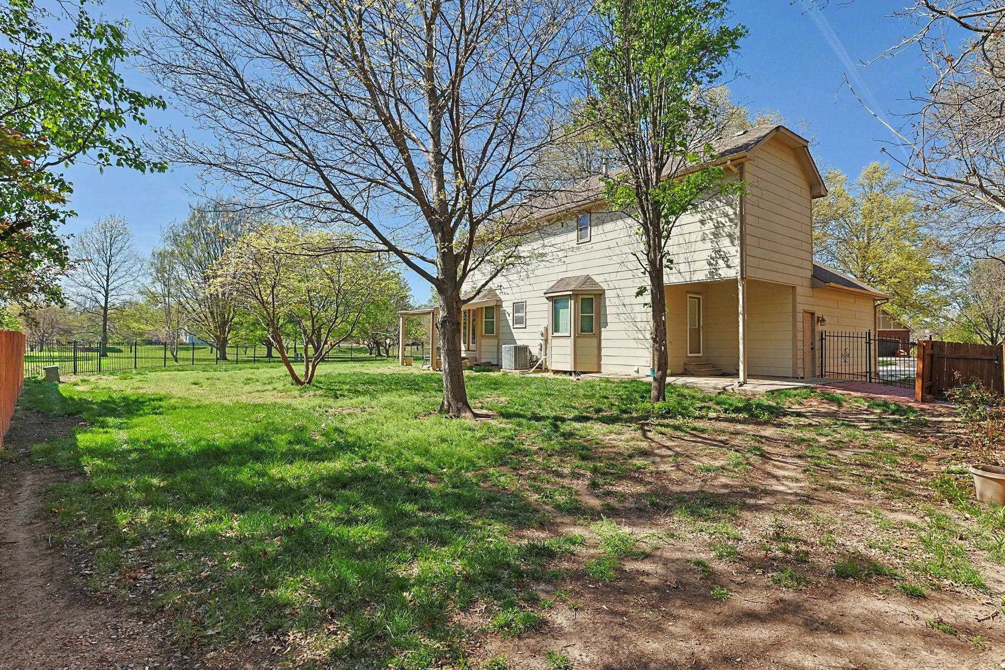 1129 N Manchester Court Wichita KS 67212