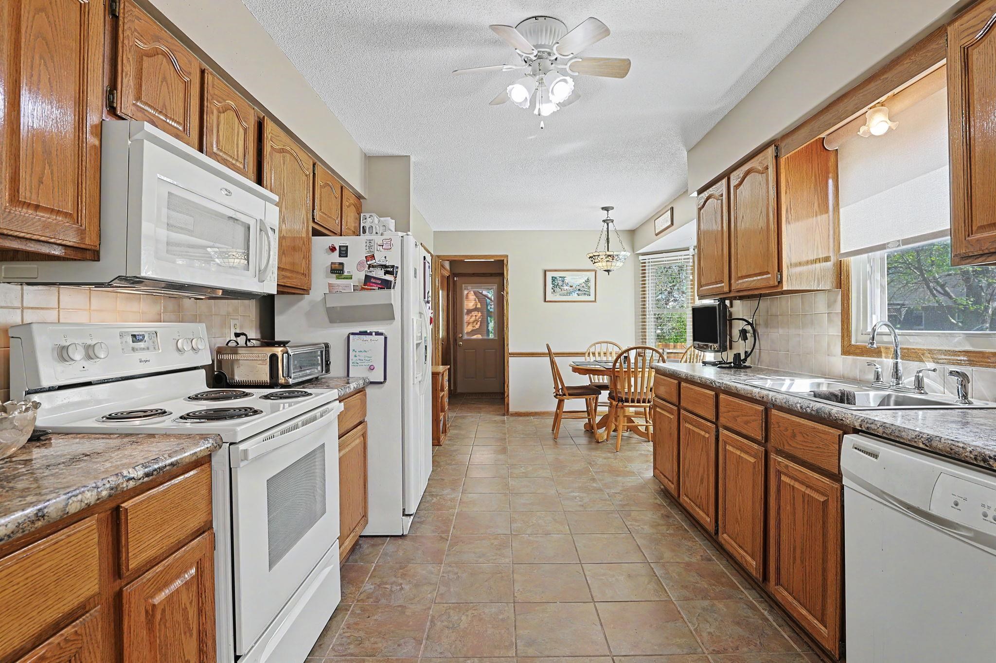 1129 N Manchester Court Wichita KS 67212