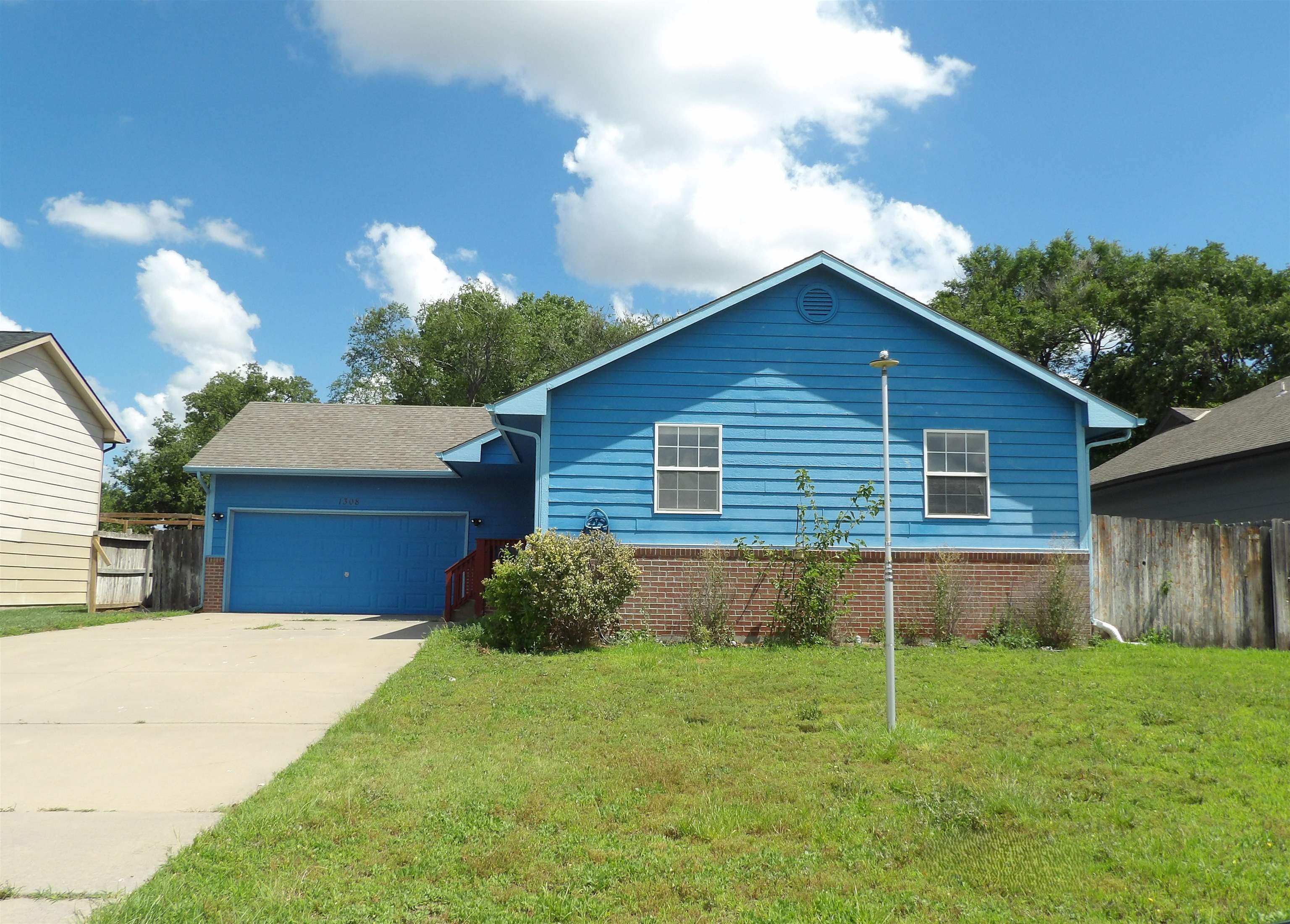 1308 E Lonna Haysville KS 67060