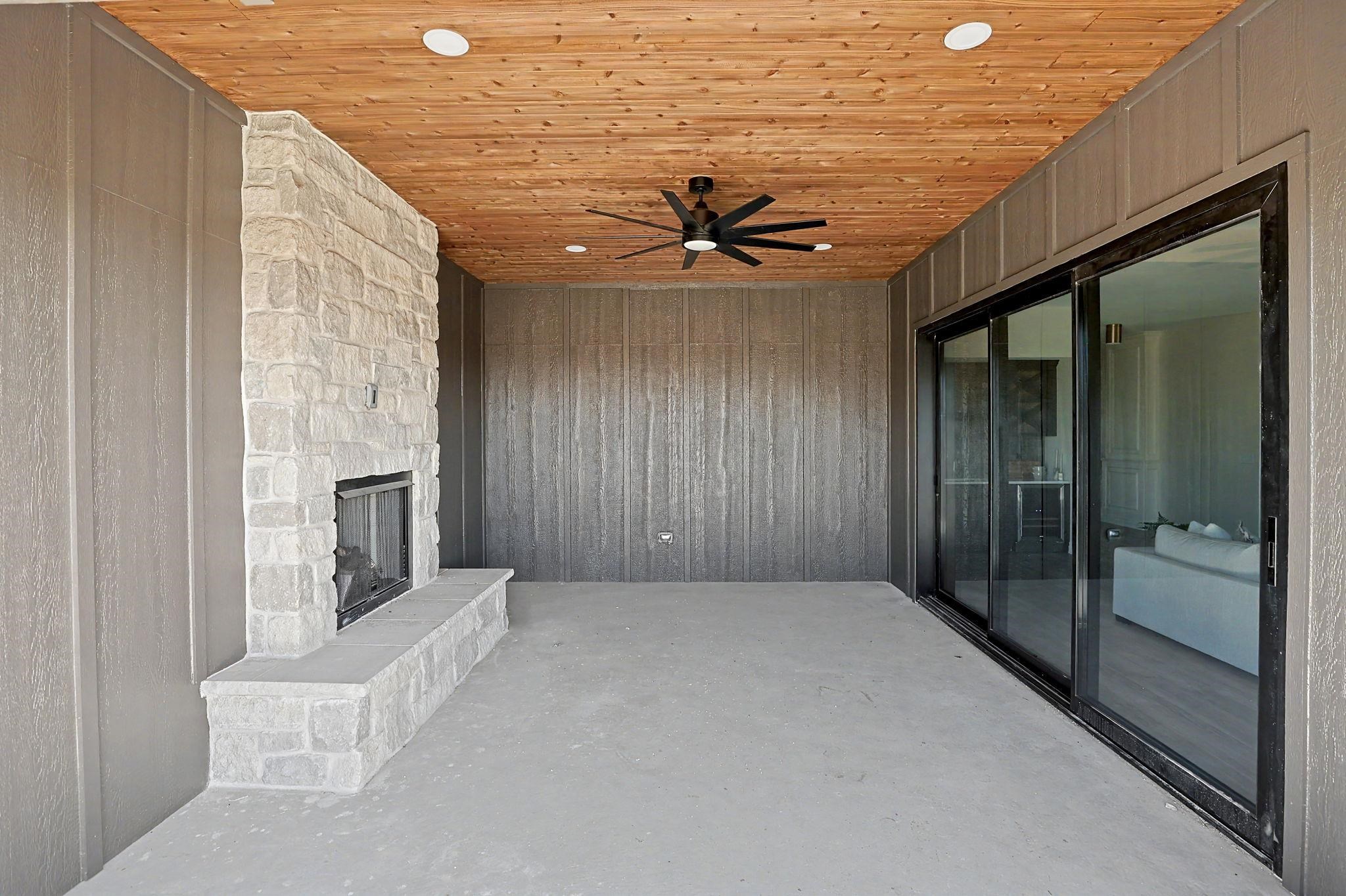 5275 N Eagle Crest Street Colwich KS 67030