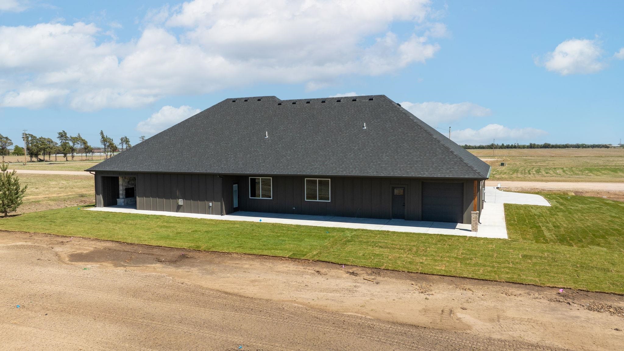 5275 N Eagle Crest Street Colwich KS 67030