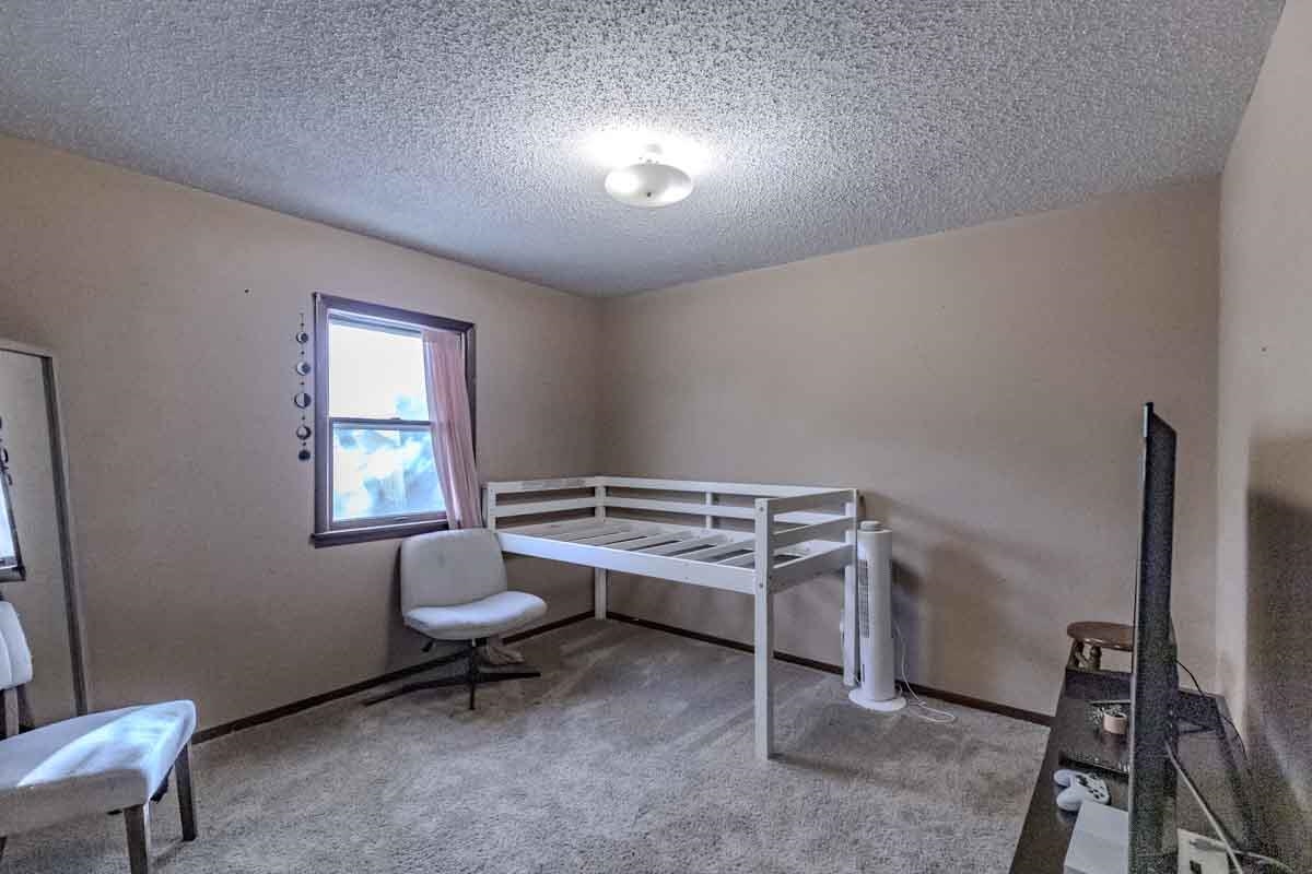 1626 N 14th Street Arkansas City KS 67005