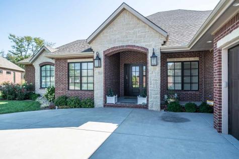 10234 E Summerfield Street Wichita KS 67206