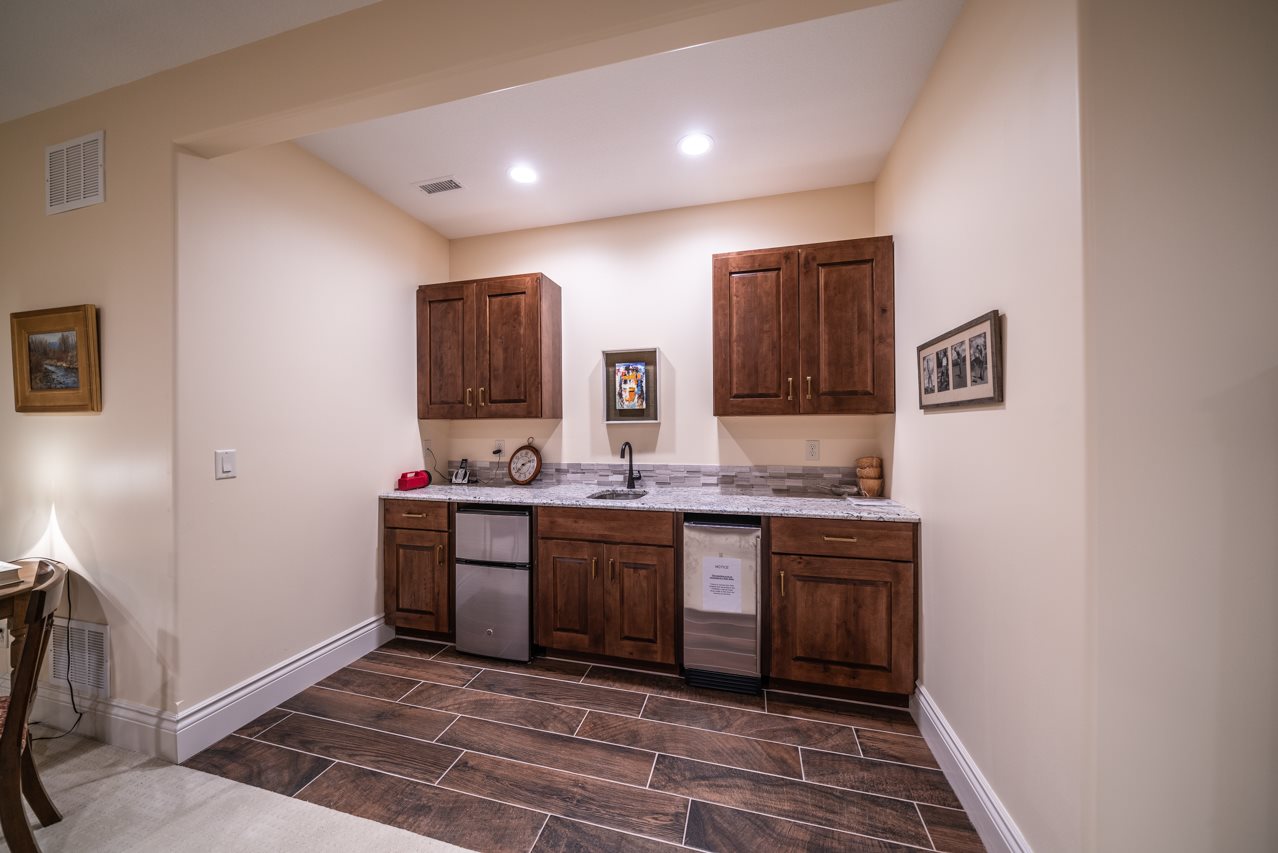 10234 E Summerfield Street Wichita KS 67206