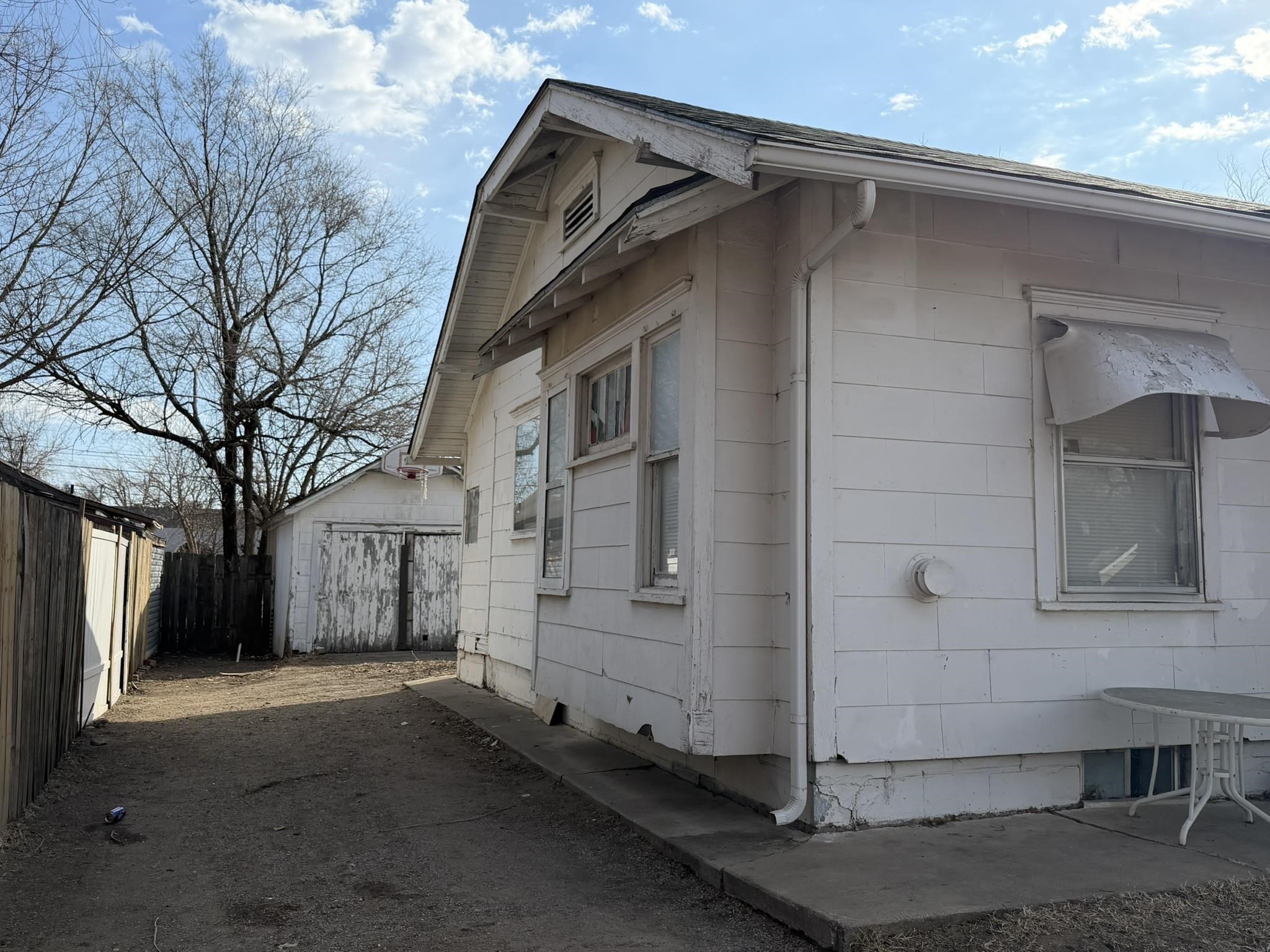 1306 S Santa Fe Wichita KS 67211