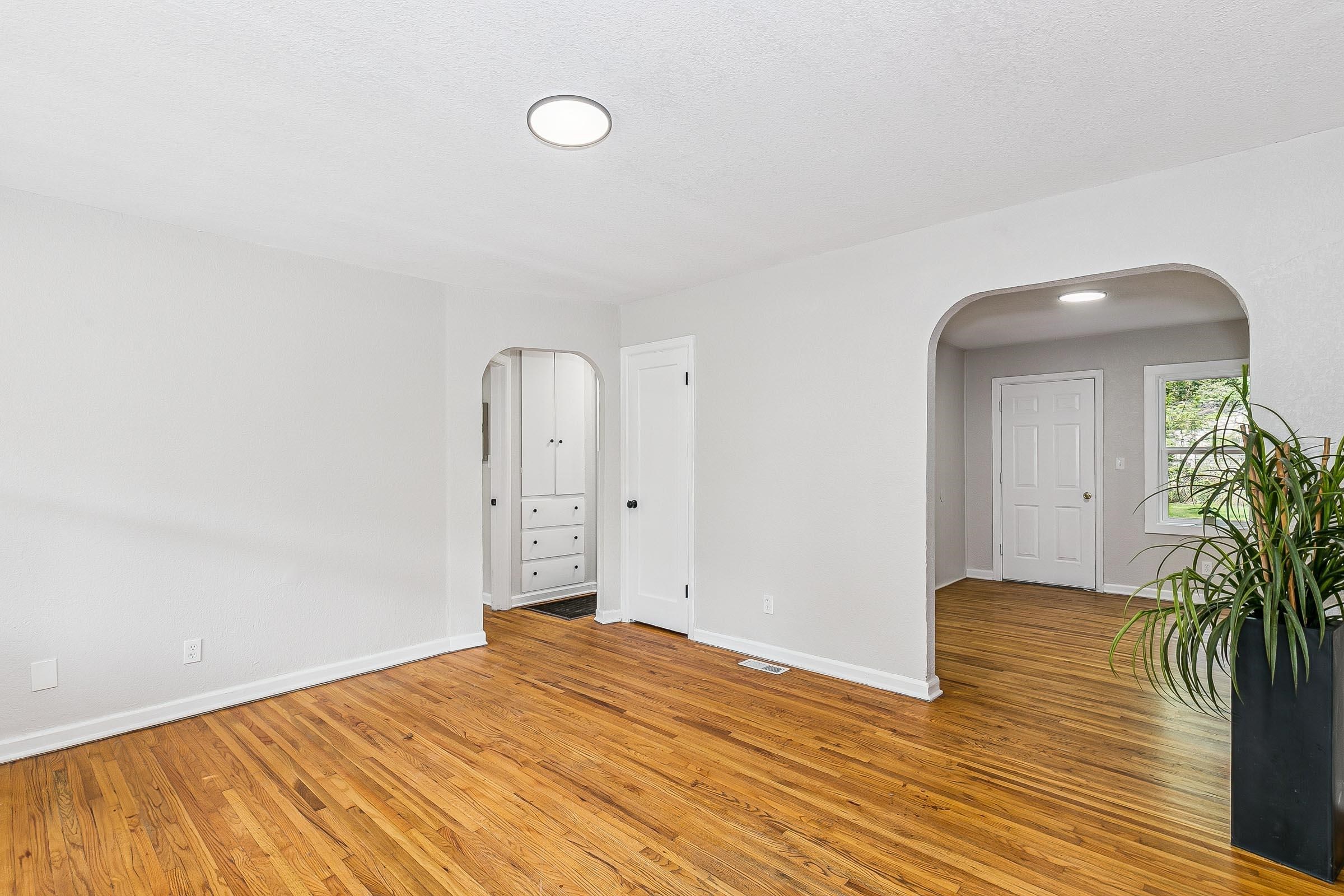 1111 N Dellrose Avenue Wichita KS 67208
