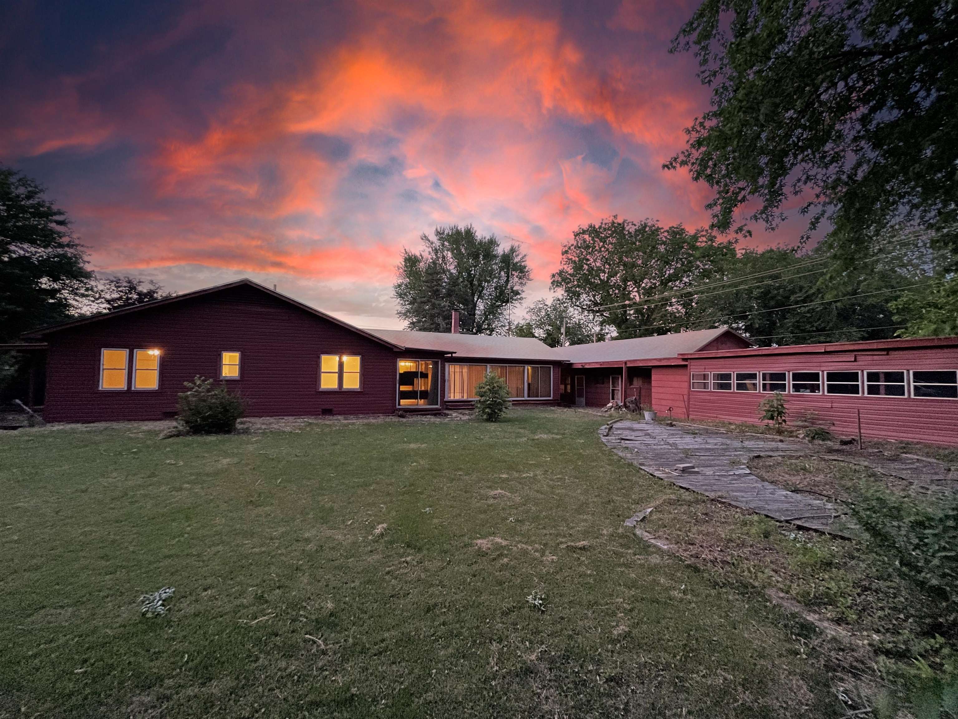 1326 N C Street Arkansas City KS 67005