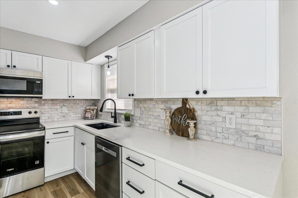 1470 S Hornecker Drive Wichita KS 67235