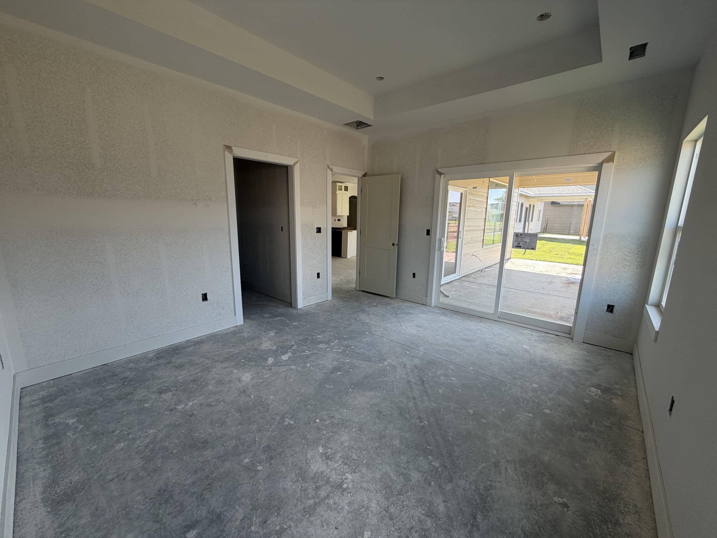 734 N Rainbow Lake Court Wichita KS 67235