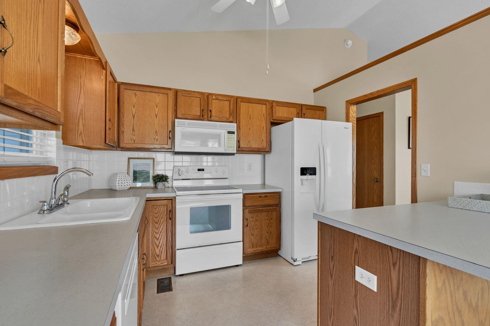 805 N Bay Country Wichita KS 67235