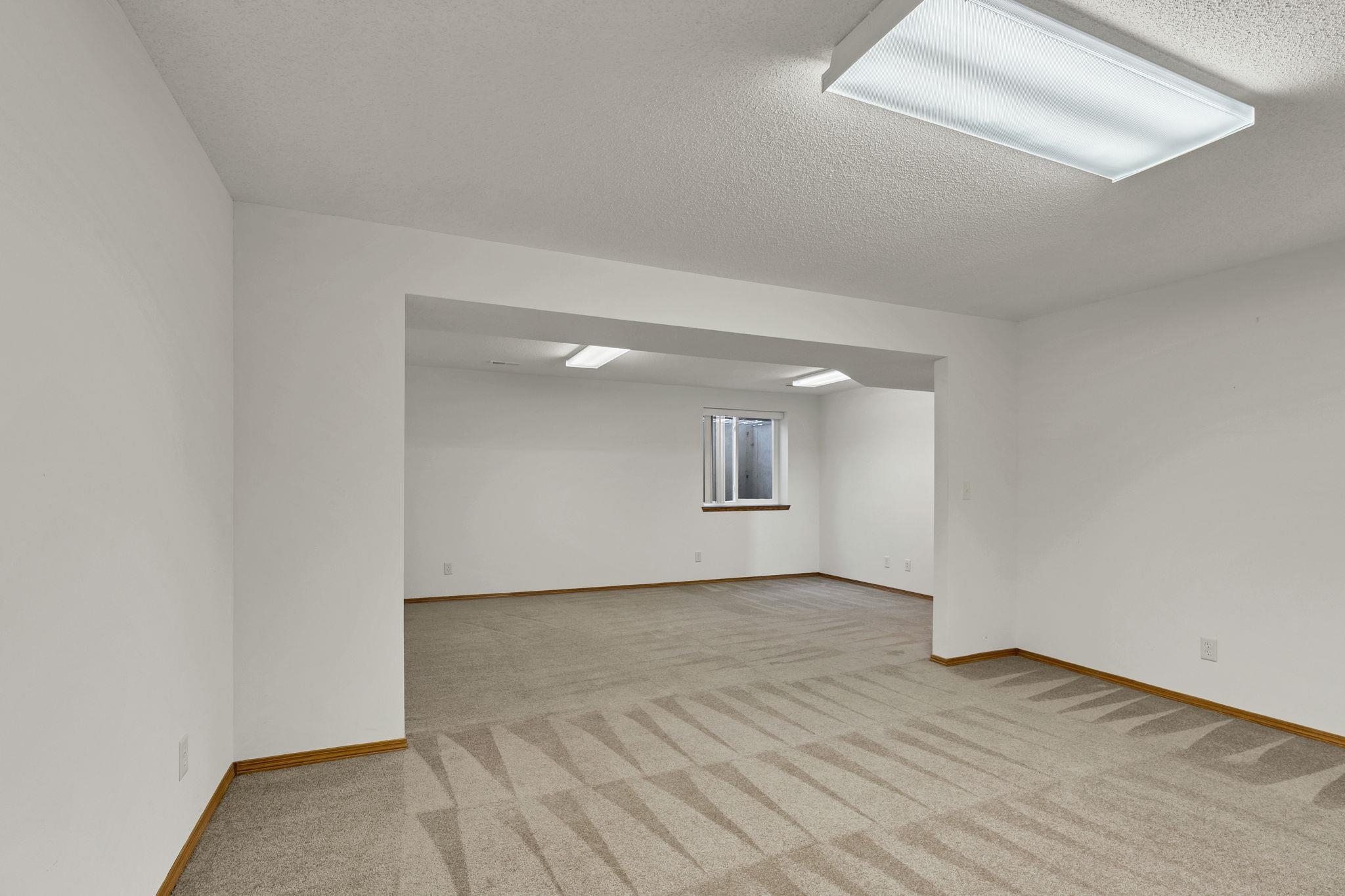 805 N Bay Country Wichita KS 67235