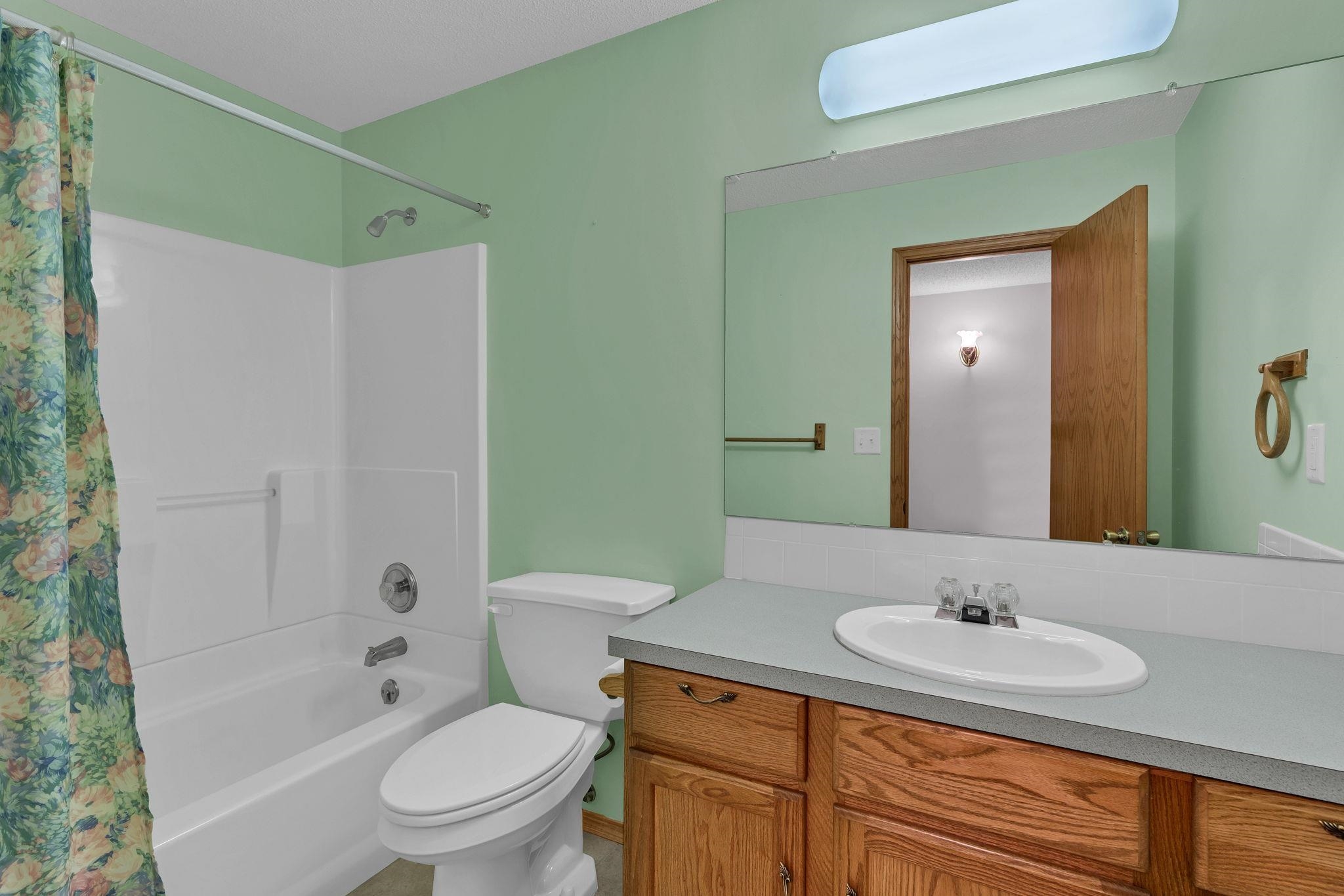 805 N Bay Country Wichita KS 67235