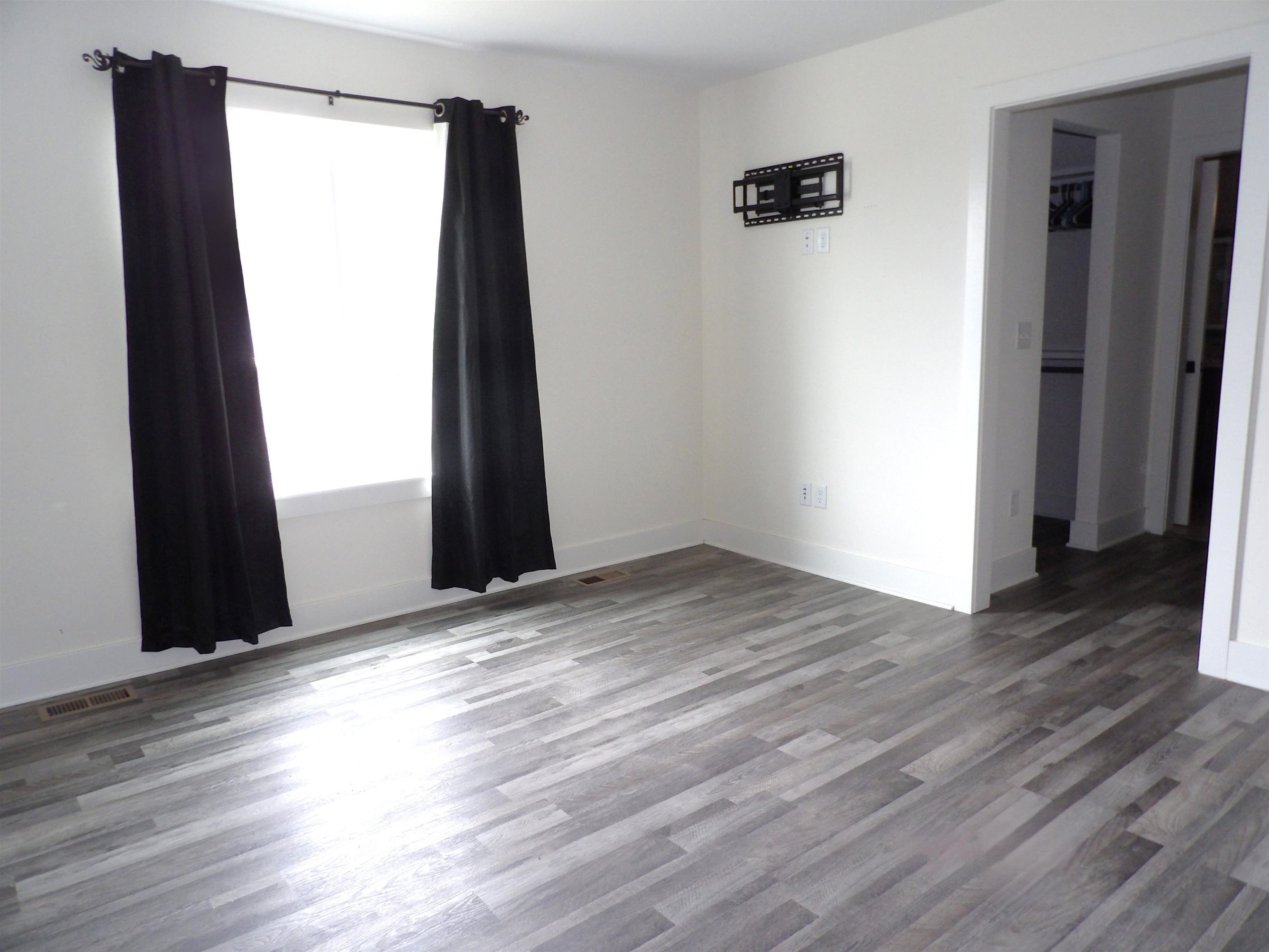 105 E Burlington Drive Mulvane KS 67110