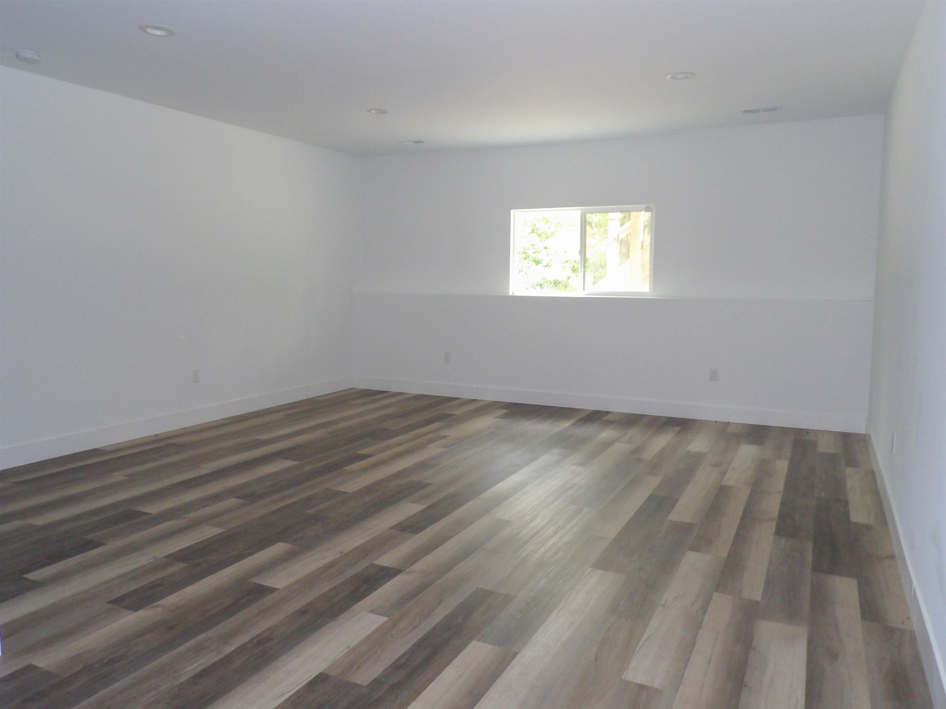 105 E Burlington Drive Mulvane KS 67110