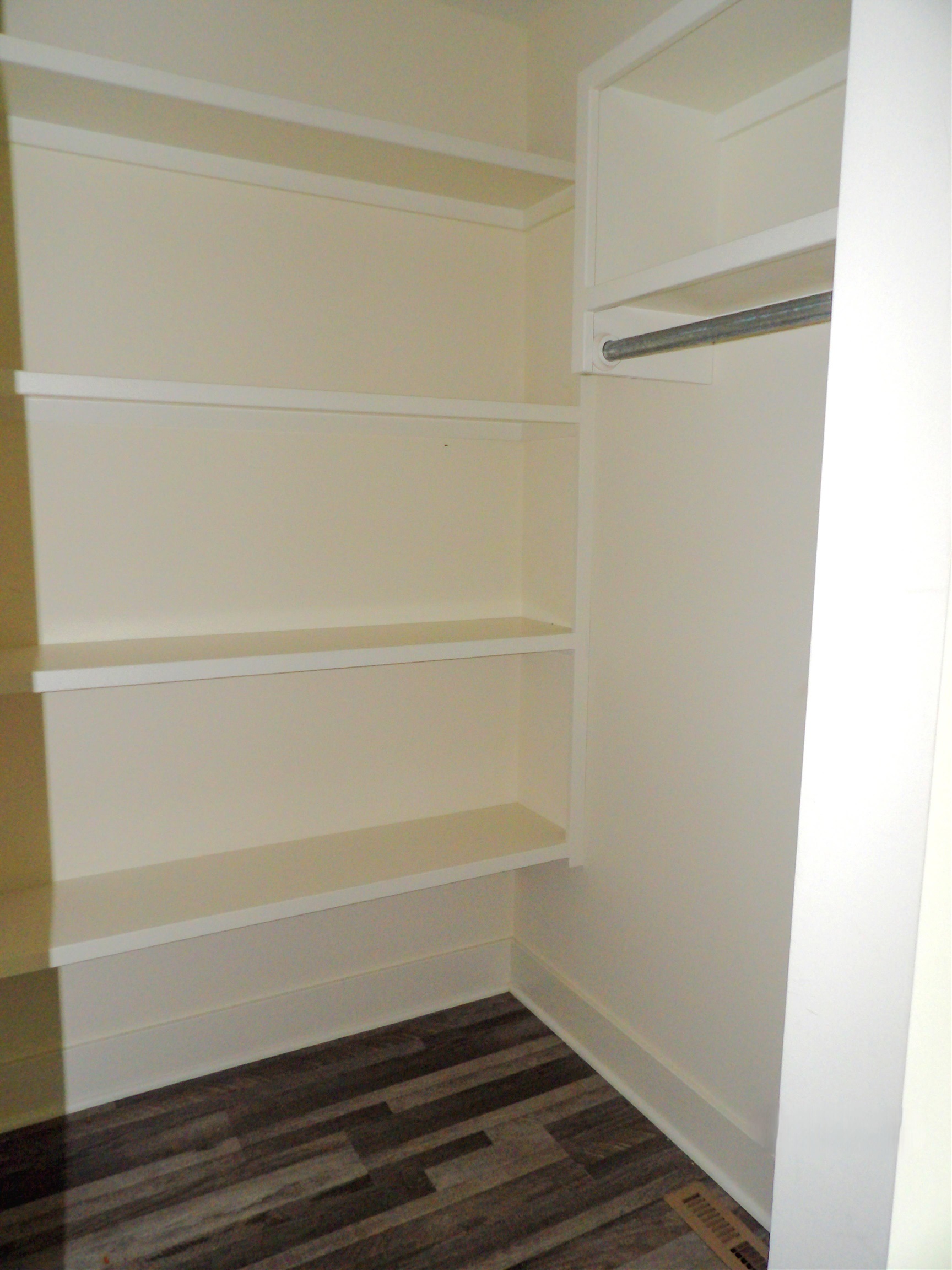 105 E Burlington Drive Mulvane KS 67110