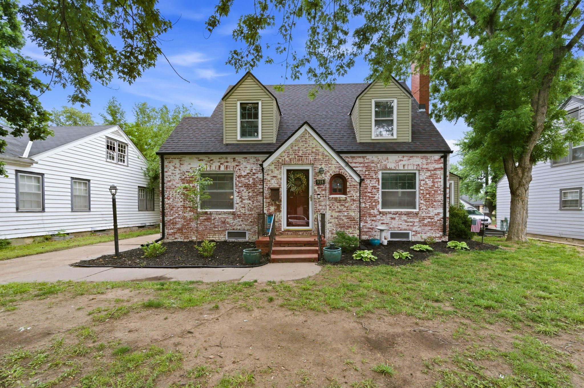 918 N Yale Wichita KS 67208