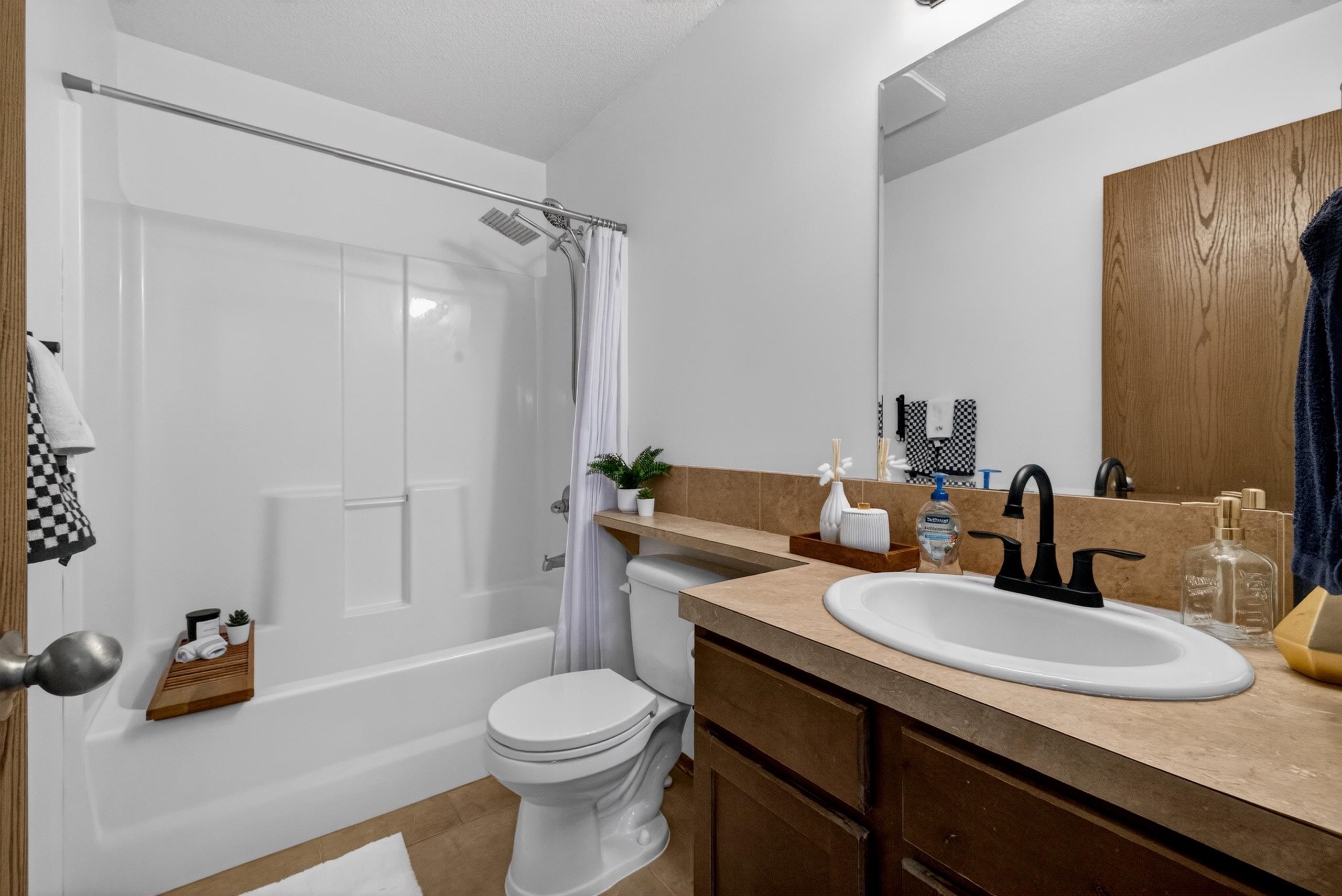 2813 W 44th Street S Wichita KS 67217