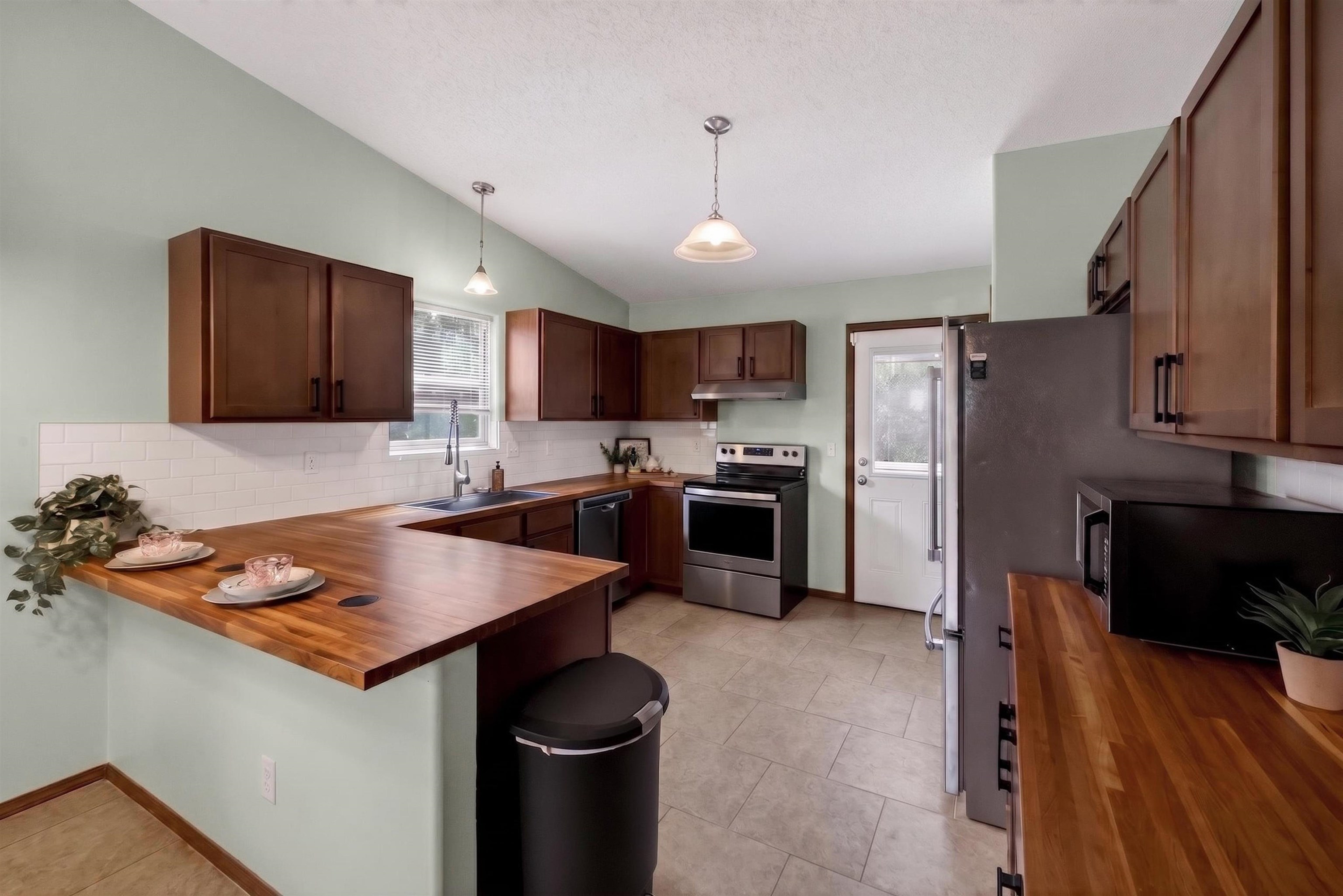 2813 W 44th Street S Wichita KS 67217