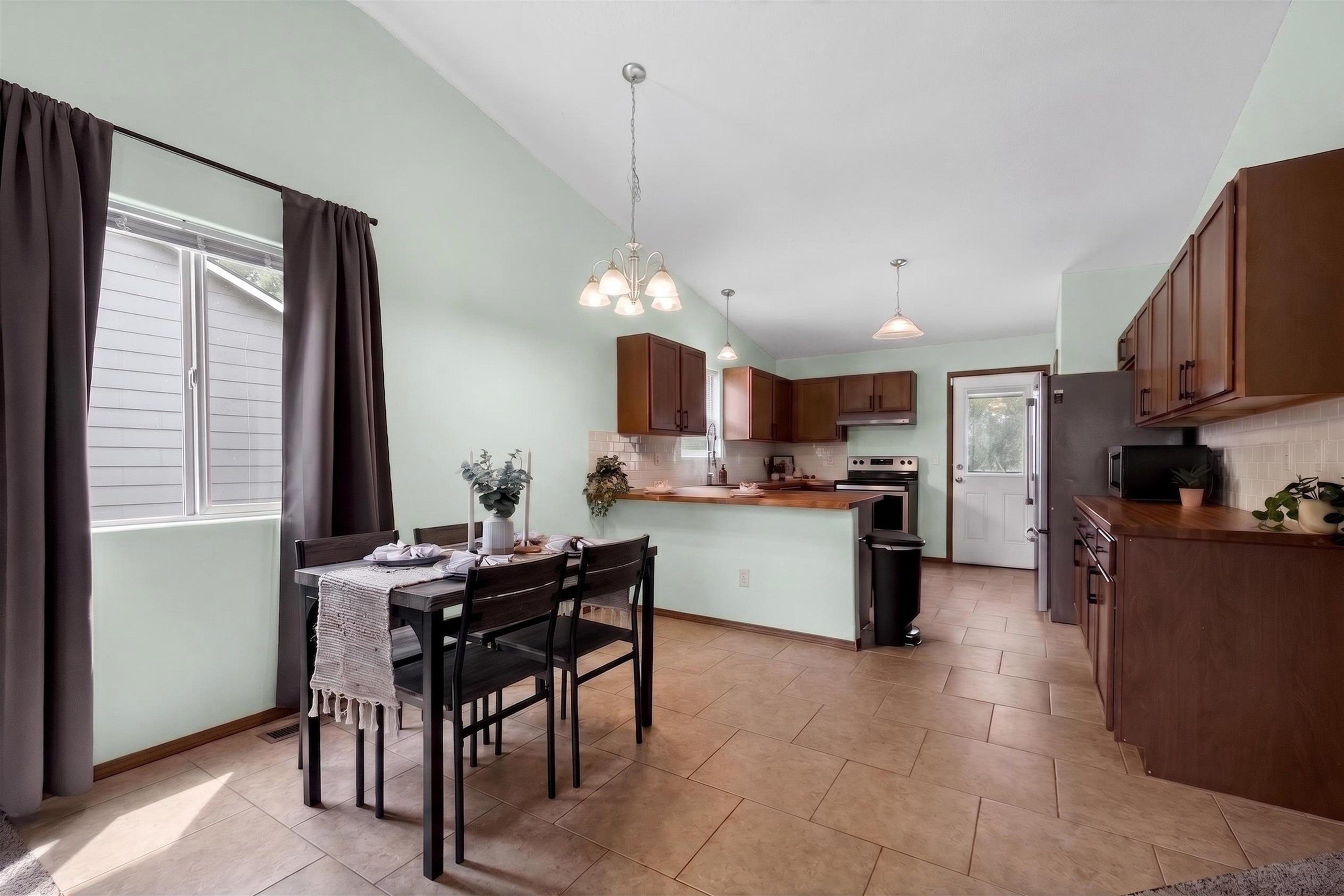2813 W 44th Street S Wichita KS 67217