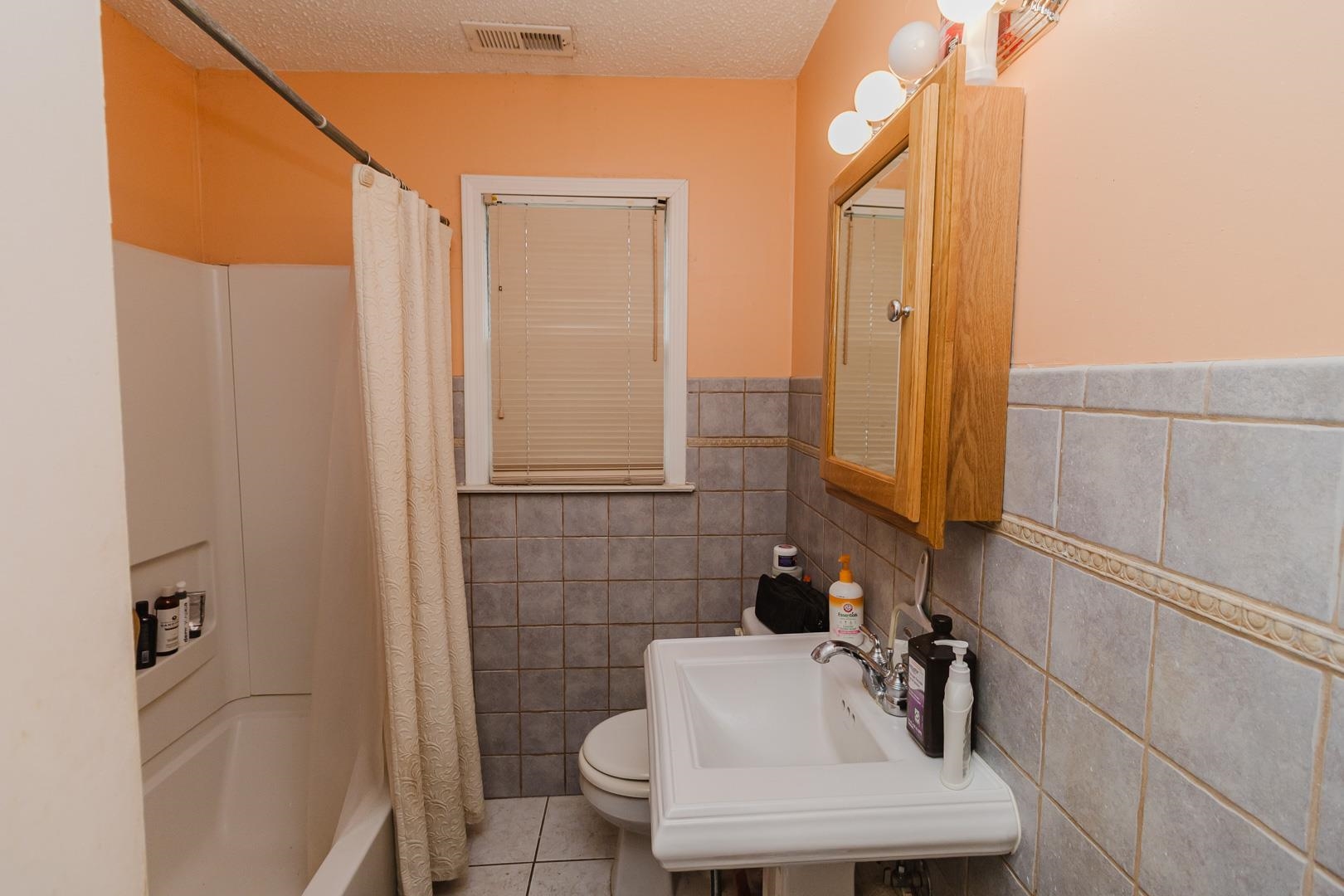 2709 N Green Wichita KS 67219
