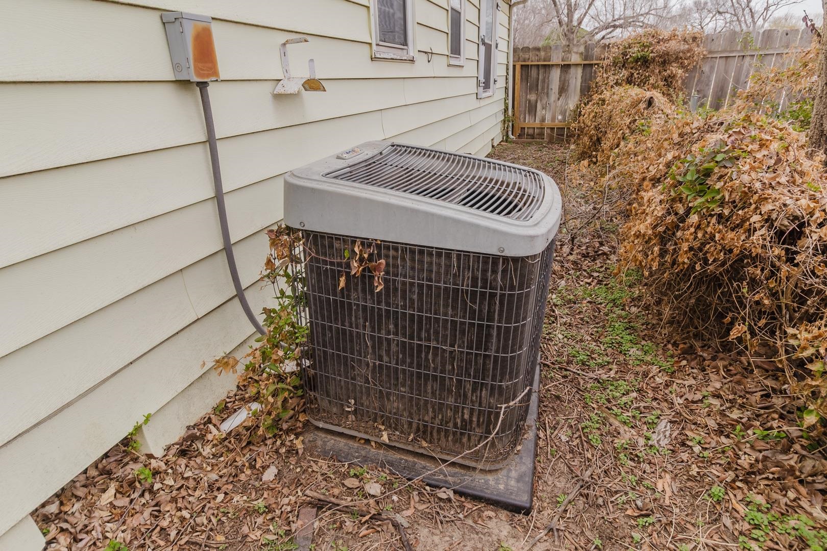 2709 N Green Wichita KS 67219