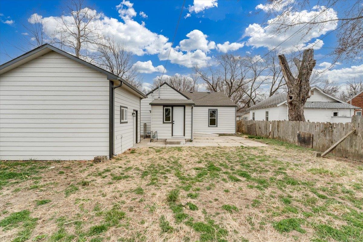 1517 S Greenwood Avenue Wichita KS 67211