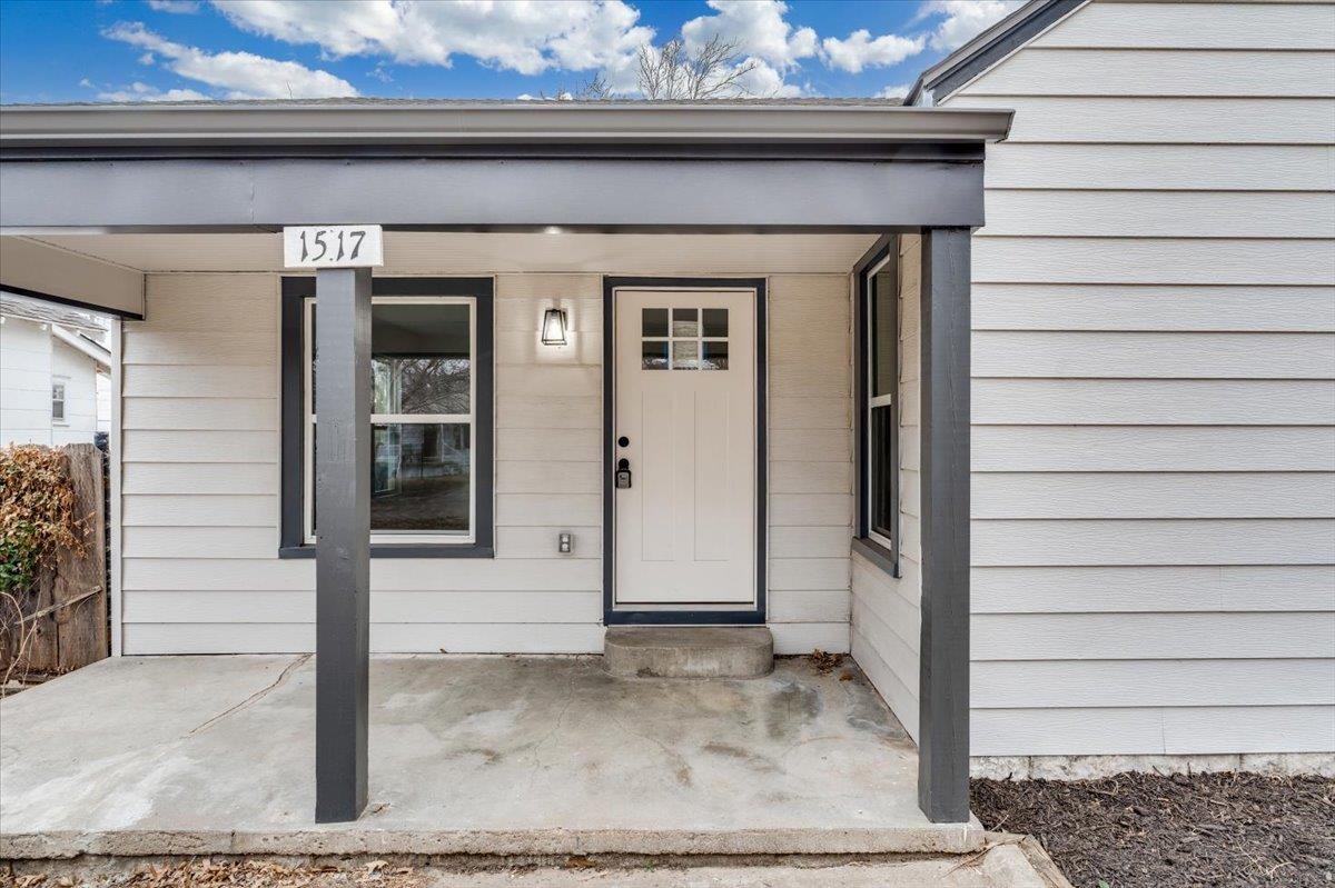 1517 S Greenwood Avenue Wichita KS 67211