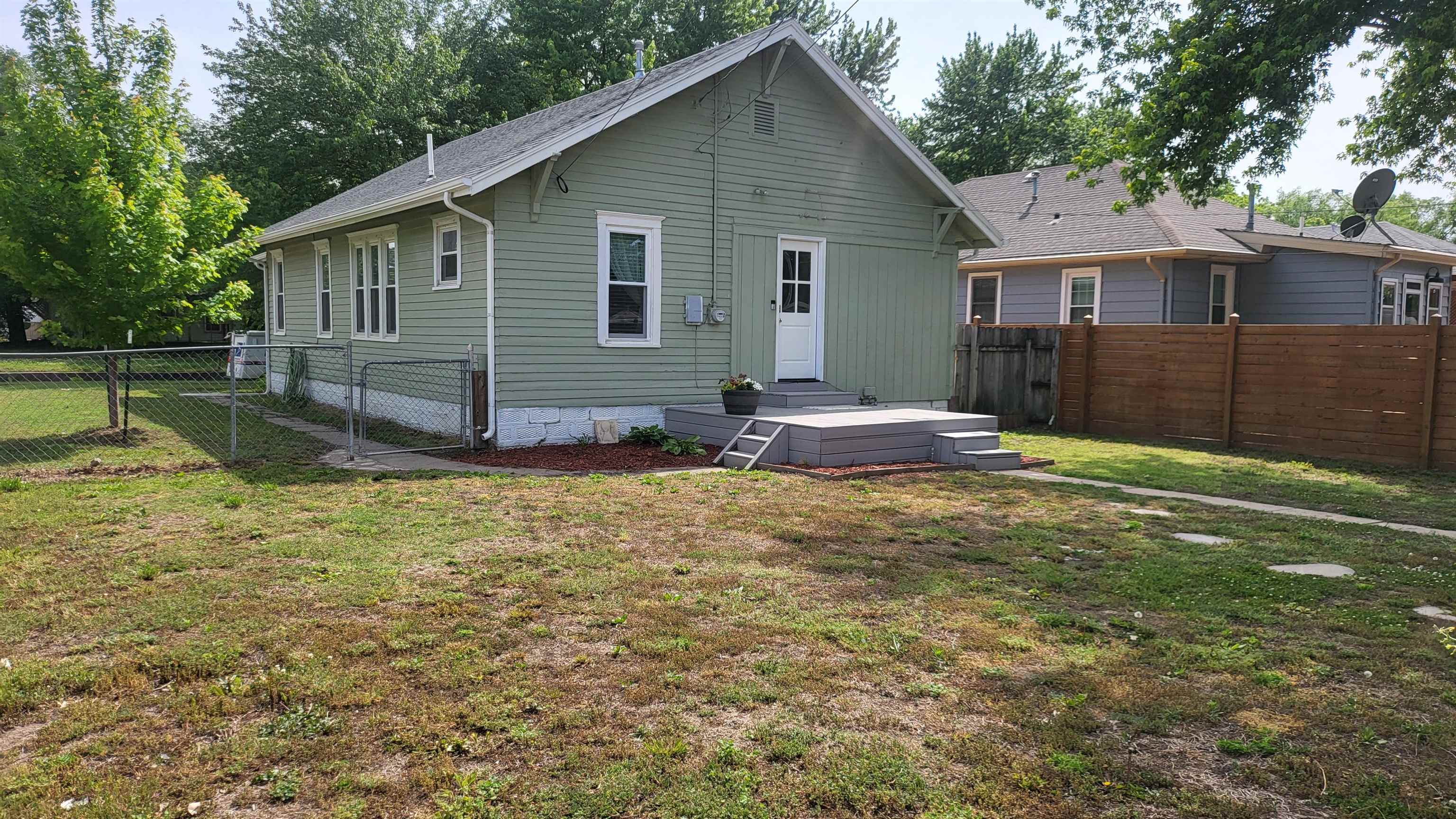 520 E 15th Winfield KS 67156