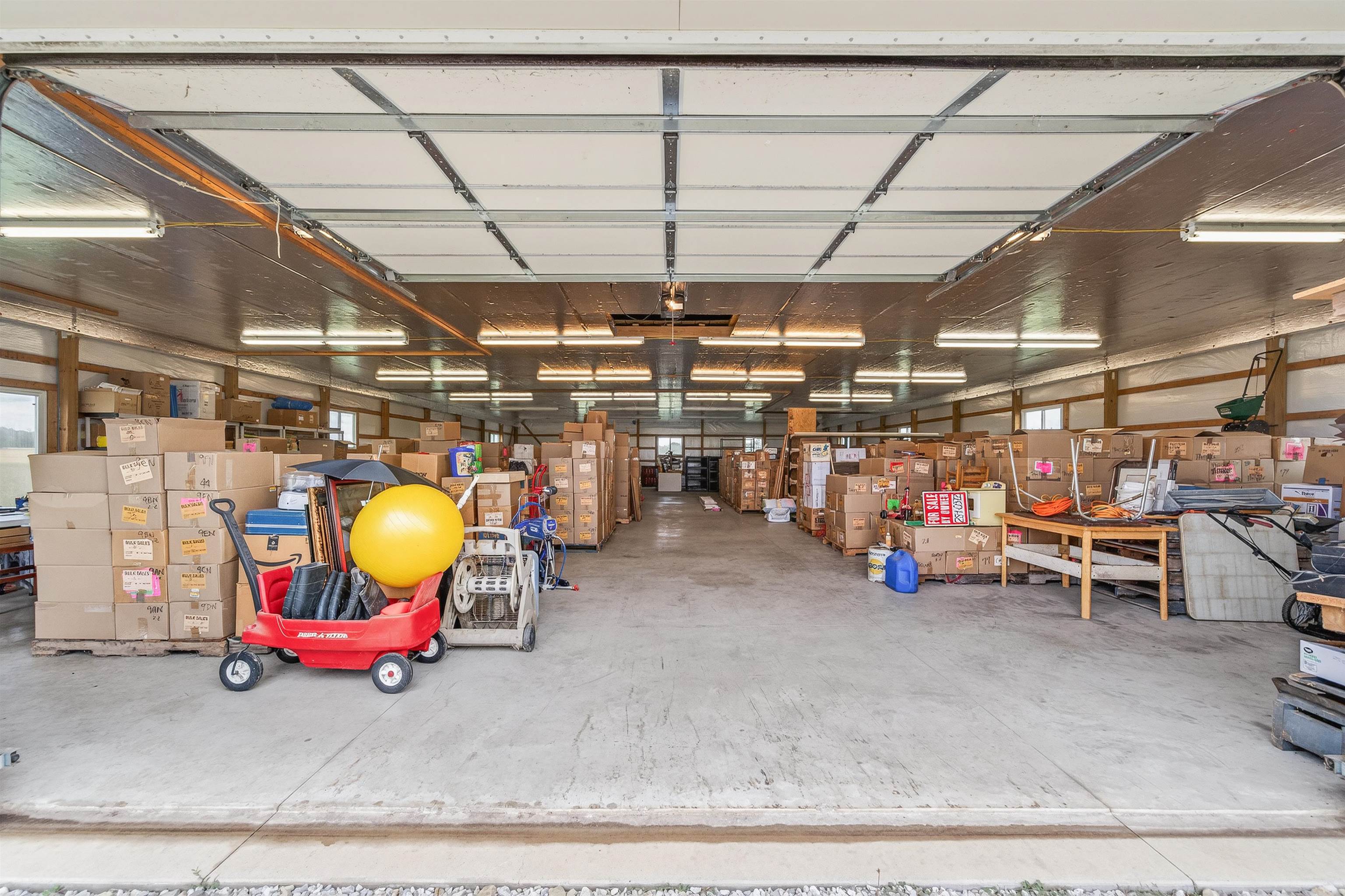 2100 N East Lake Road Newton KS 67114