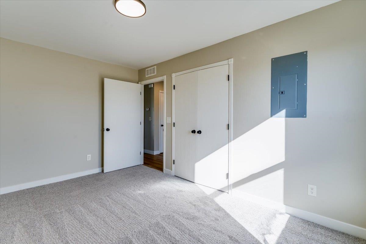 4406 S Ellis Wichita KS 67216