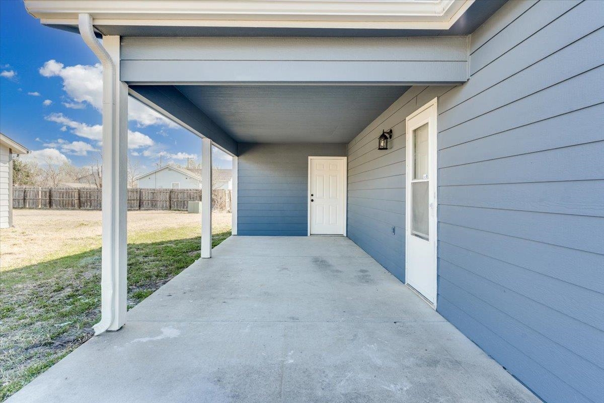 4406 S Ellis Wichita KS 67216