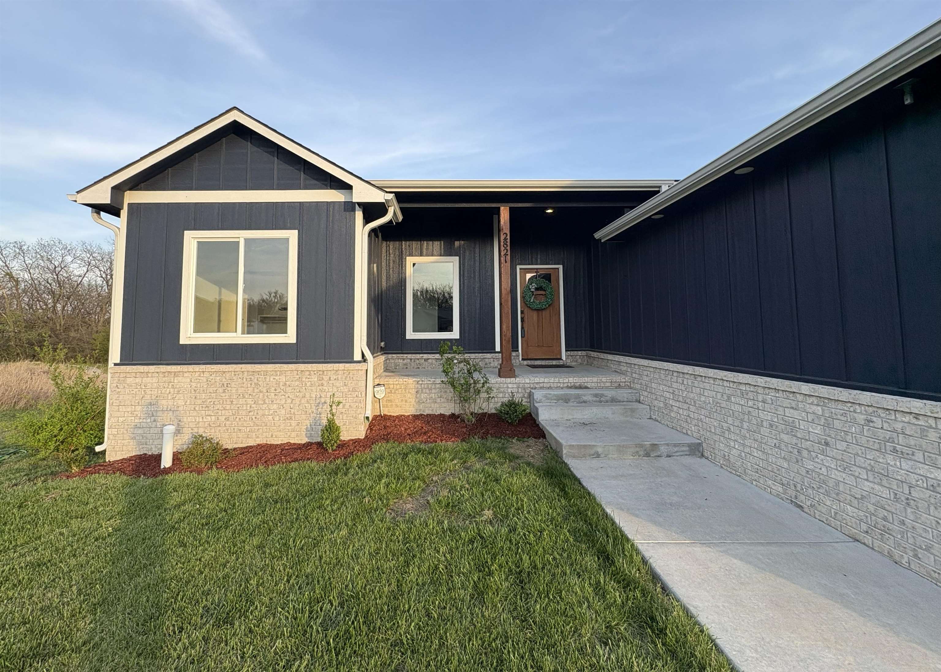 2821 E Mantane Court Wichita KS 67219