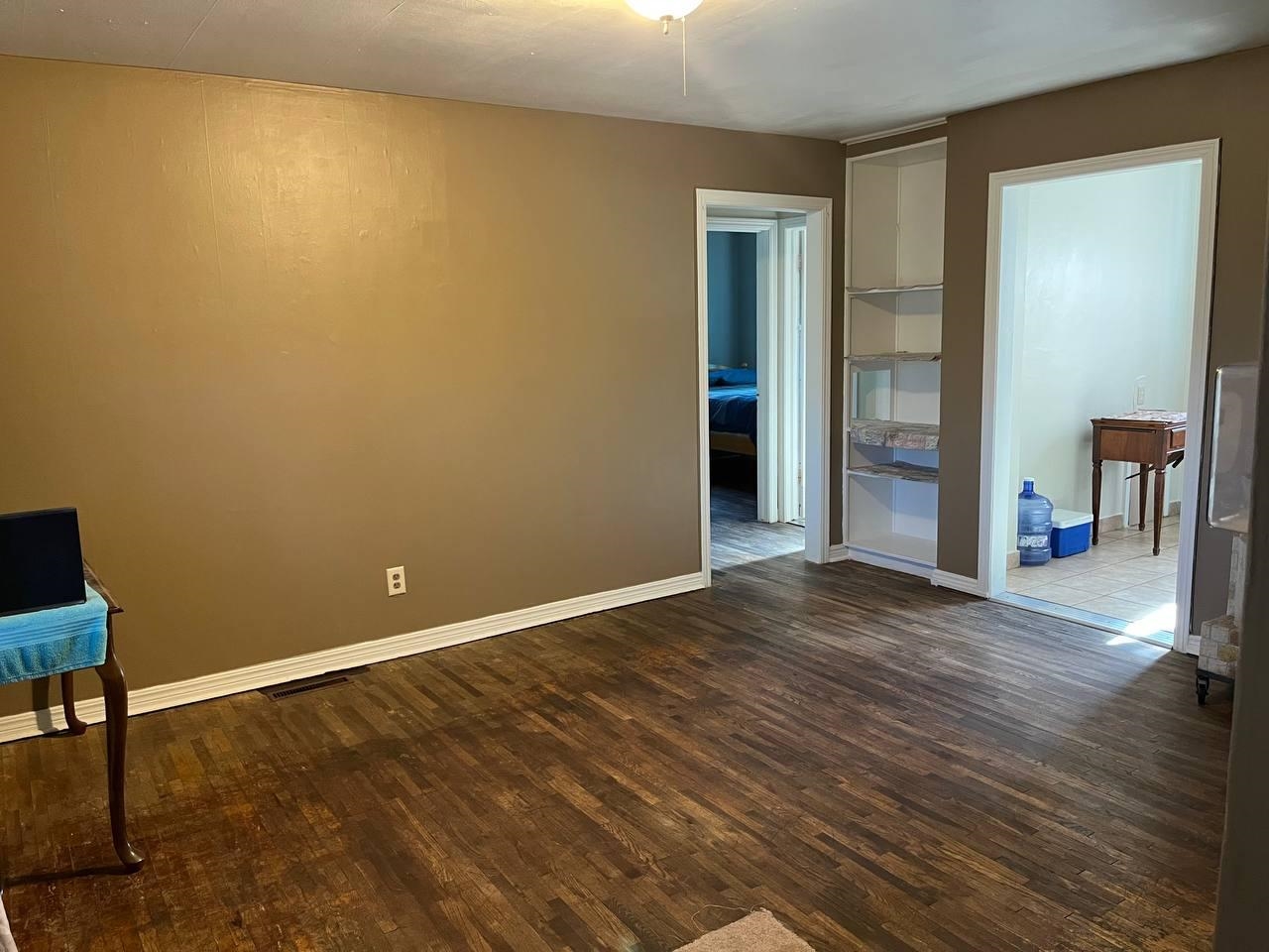 1207 N Hydraulic Street Wichita KS 67214