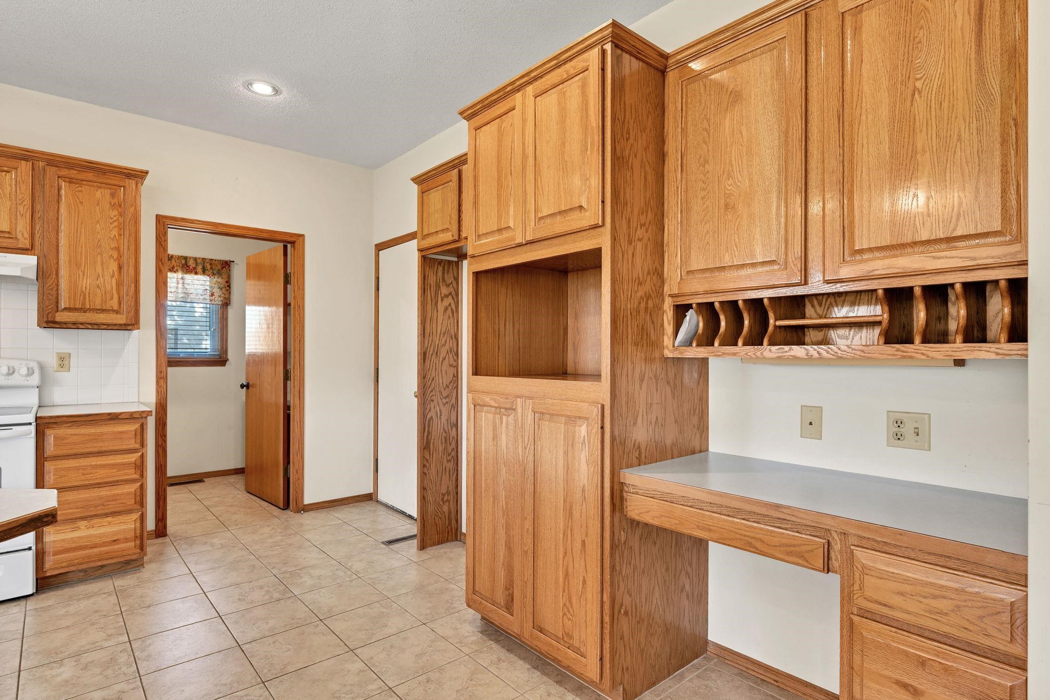 829 N Cedar Park Street Wichita KS 67235