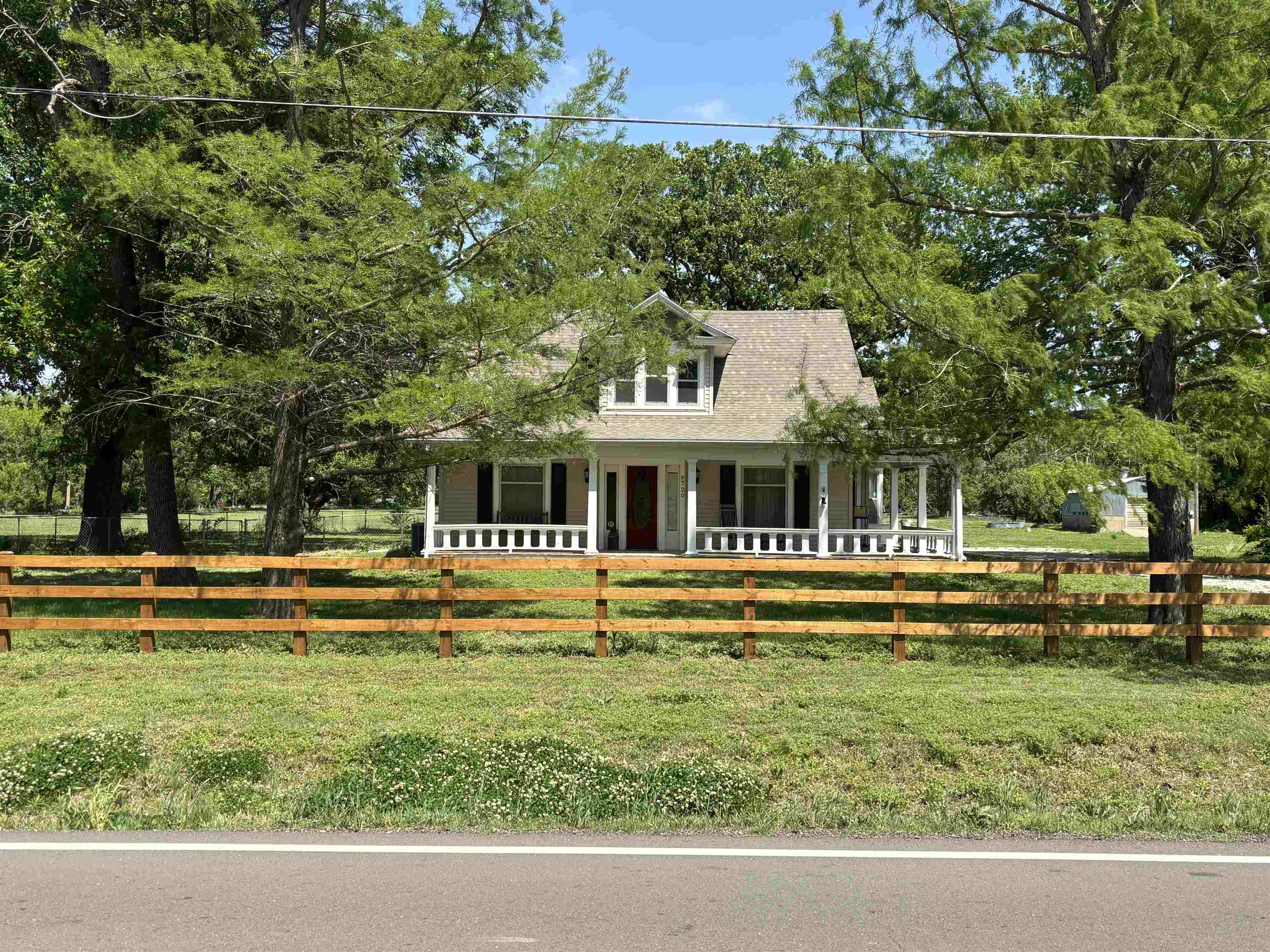 9720 S Ridge Sedgwick KS 67135